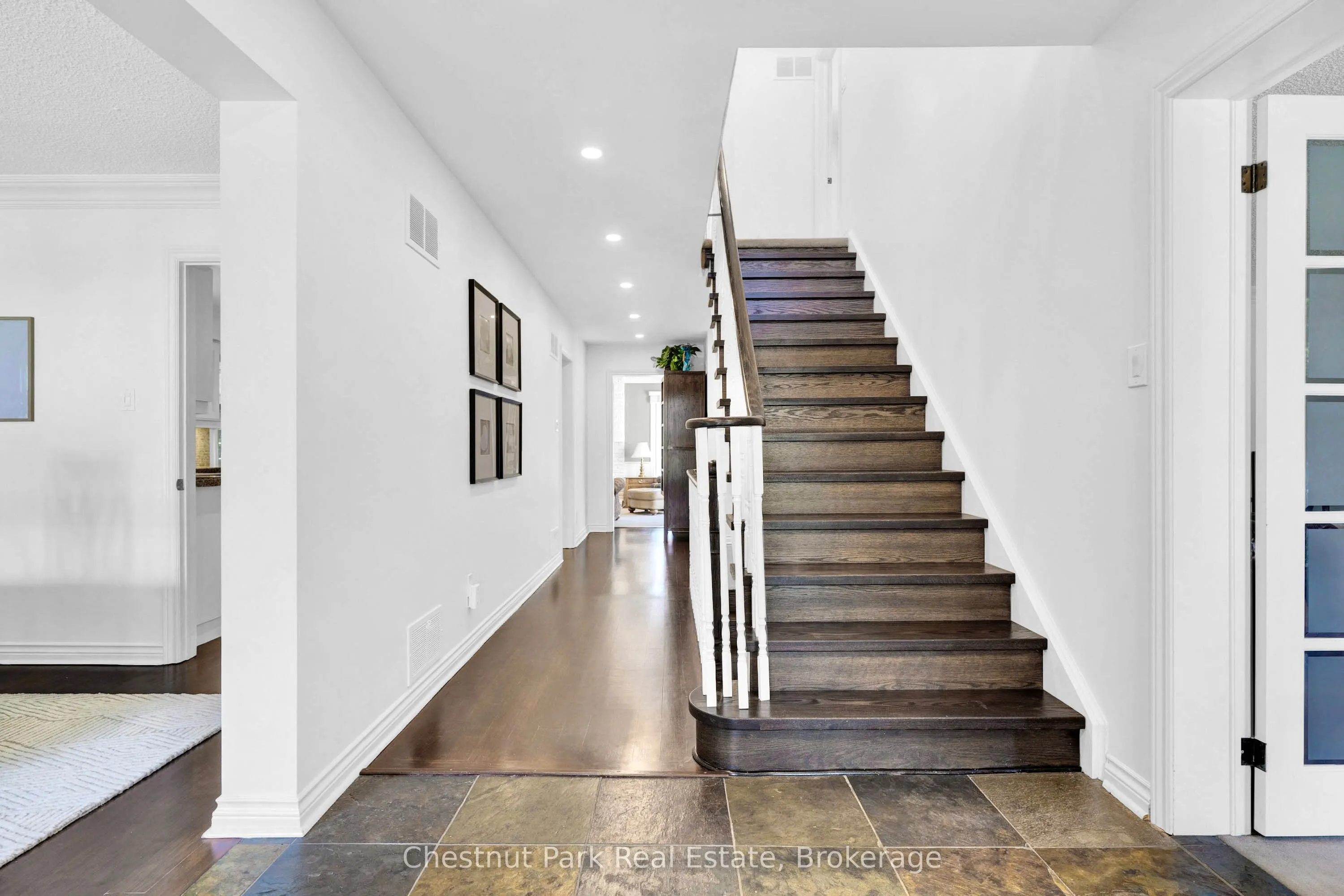 2052 Chippewa Trail