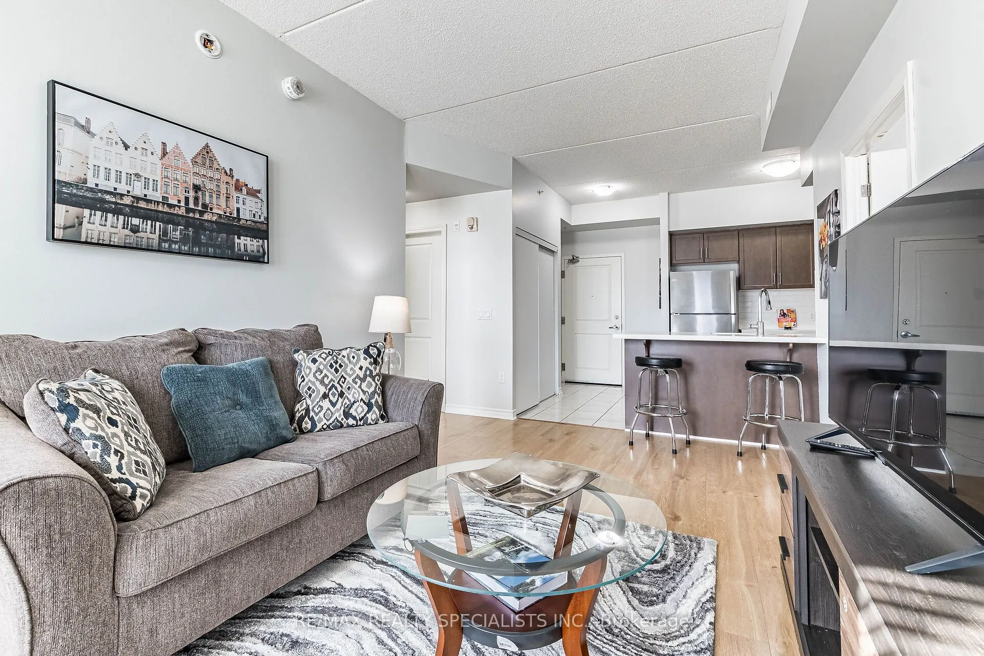 640 Sauve Street #221