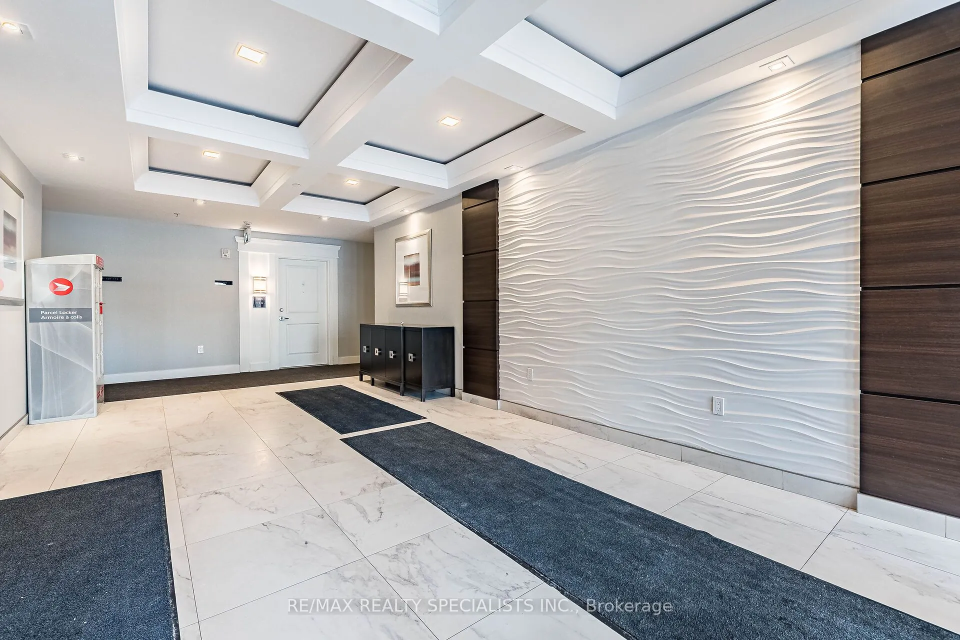640 Sauve Street #221