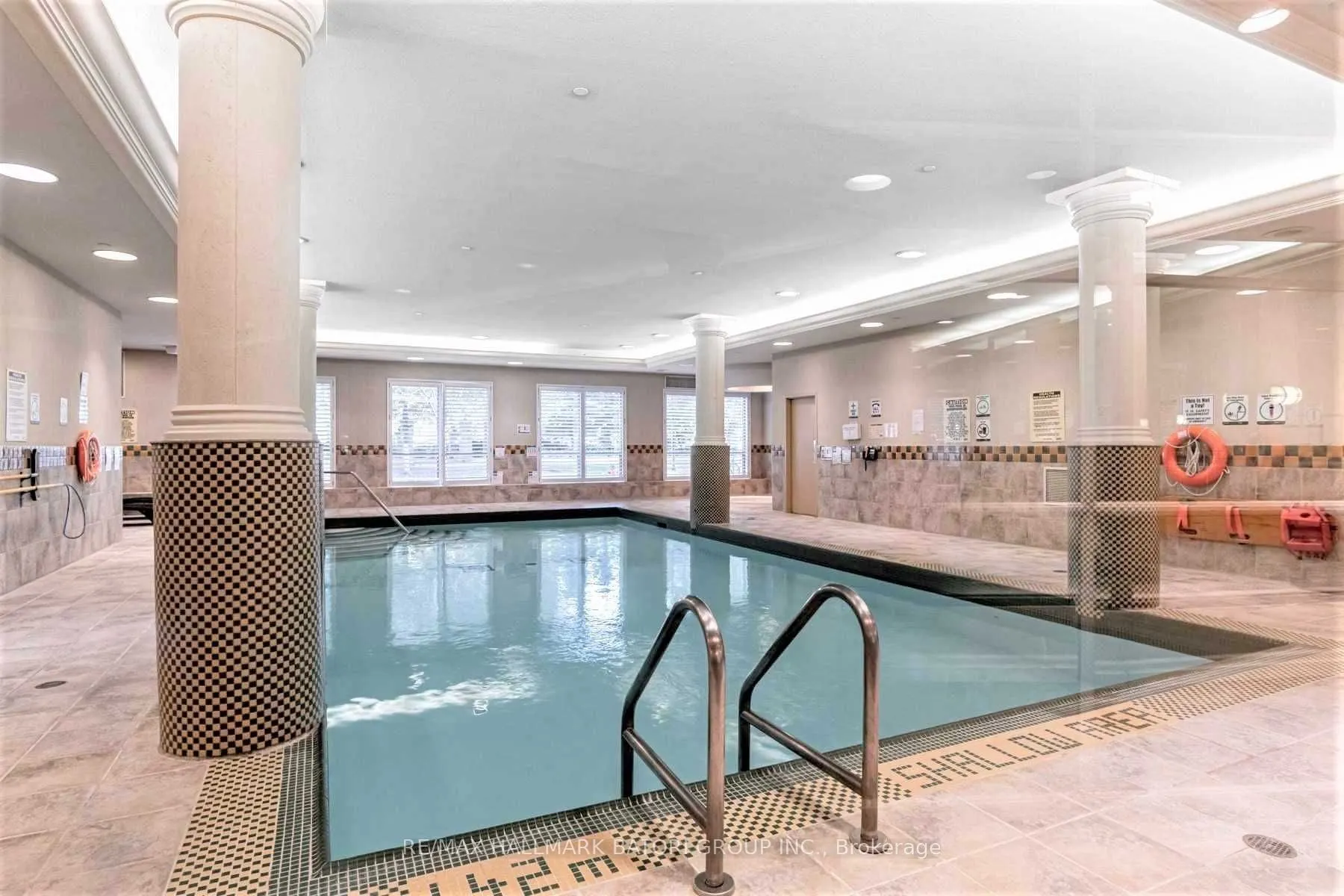 5233 Dundas Street W #316