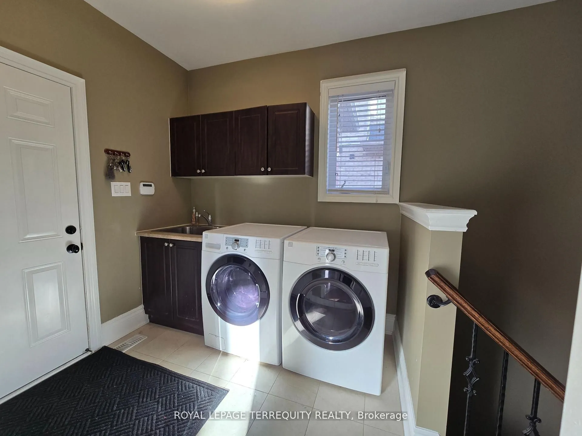 19 Black Diamond Crescent