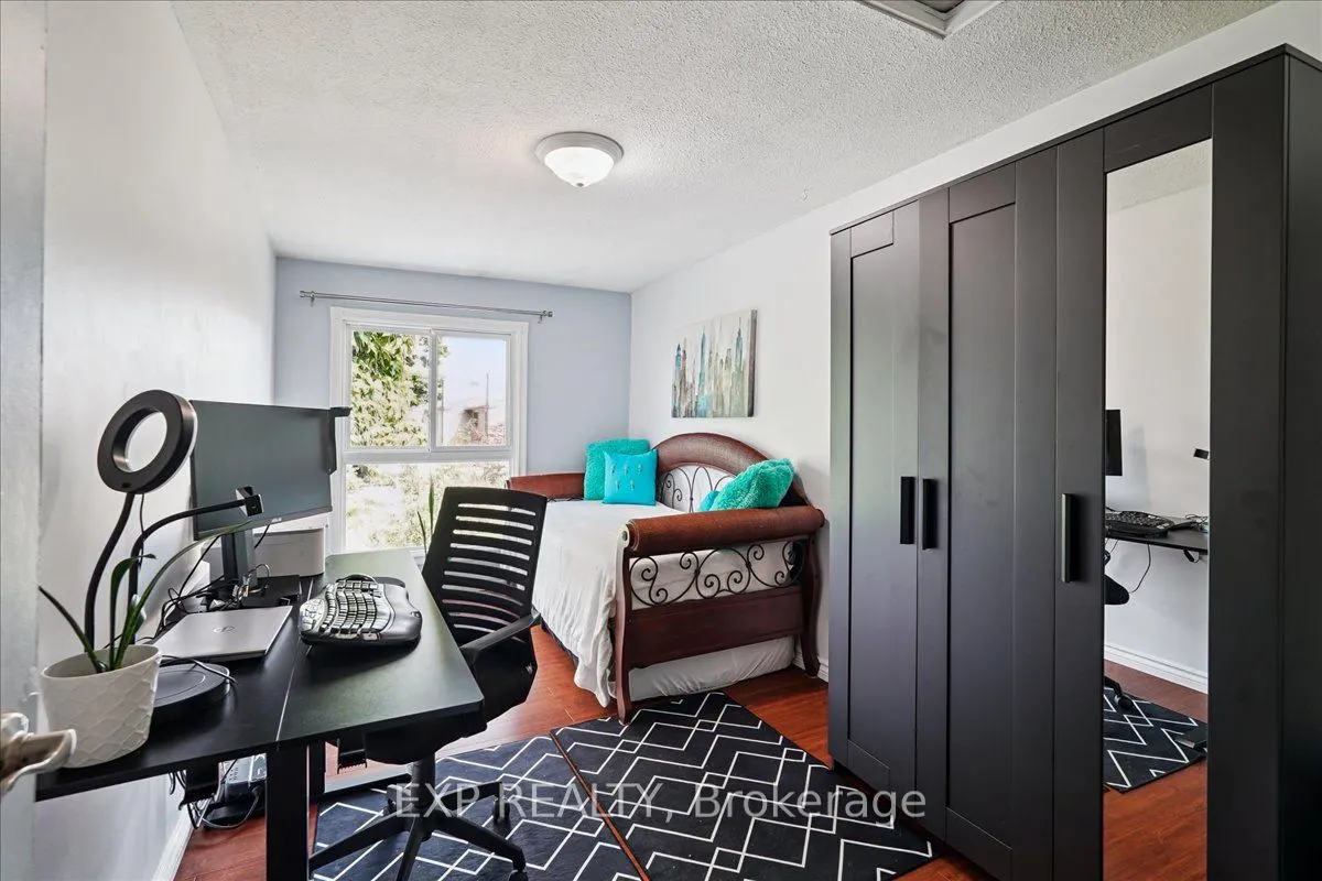 65 Greenwich Circle #124