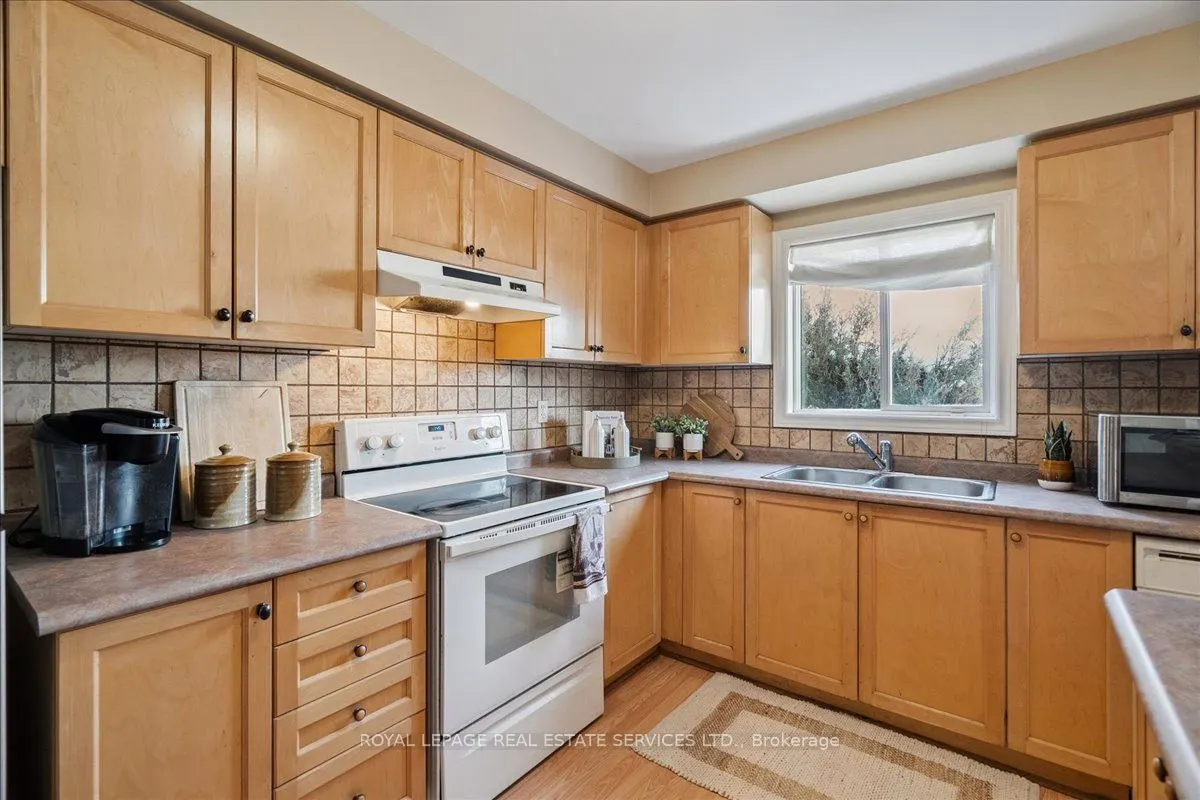 2871 DARIEN Road #14