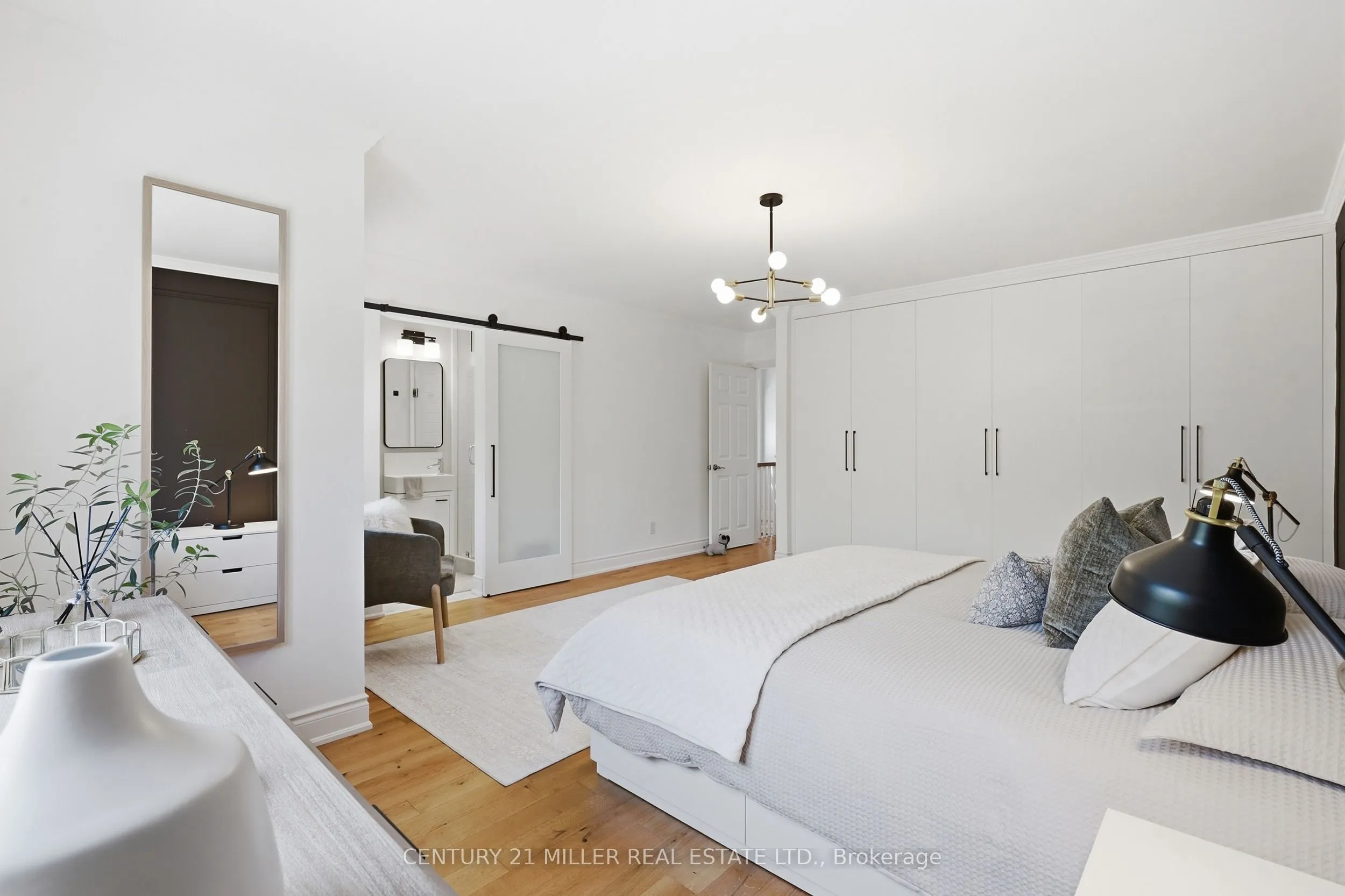 1951 Rathburn Road E #66