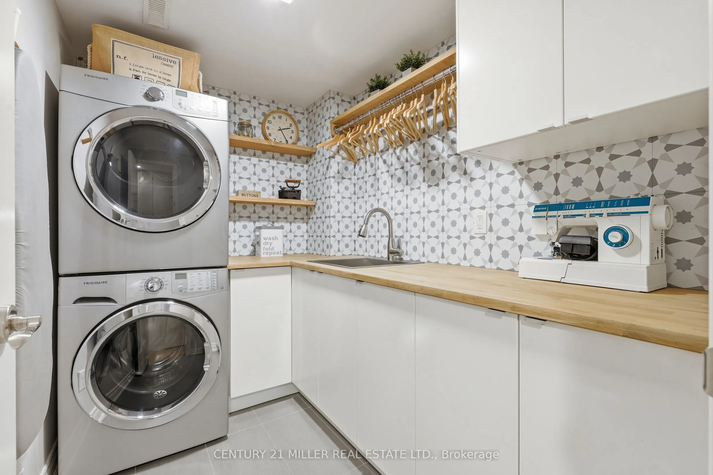 1951 Rathburn Road E #66