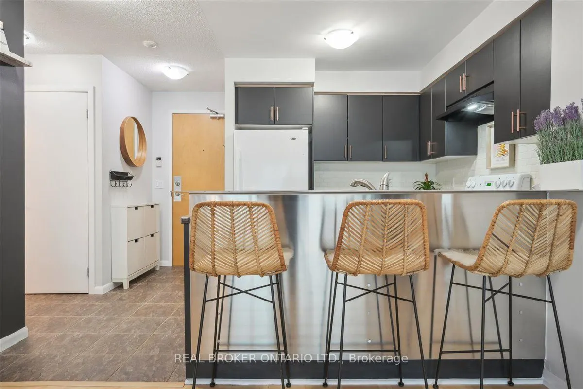185 Legion Road N #608