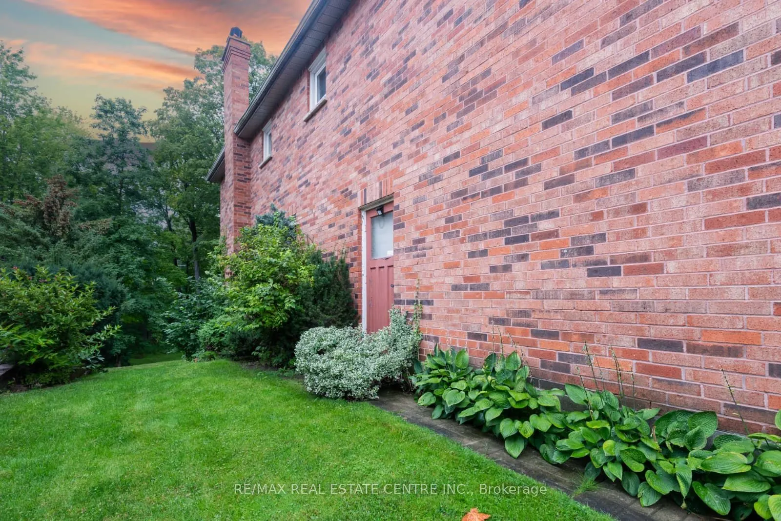 3683 East Park Court