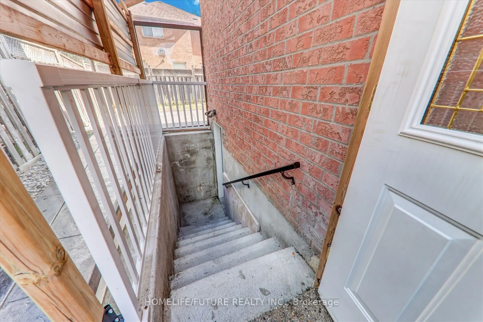 69 Heatherdale Drive
