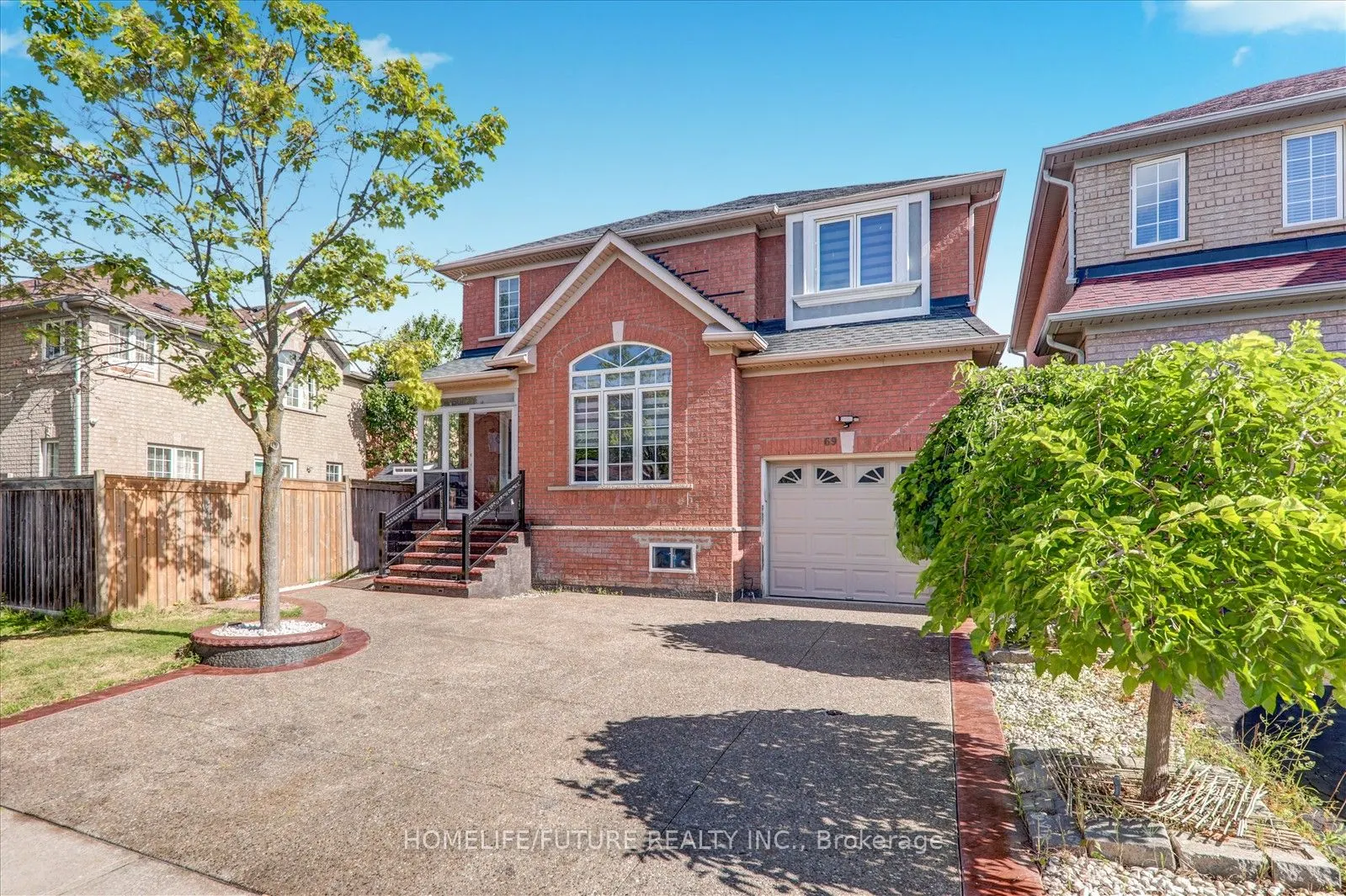 69 Heatherdale Drive