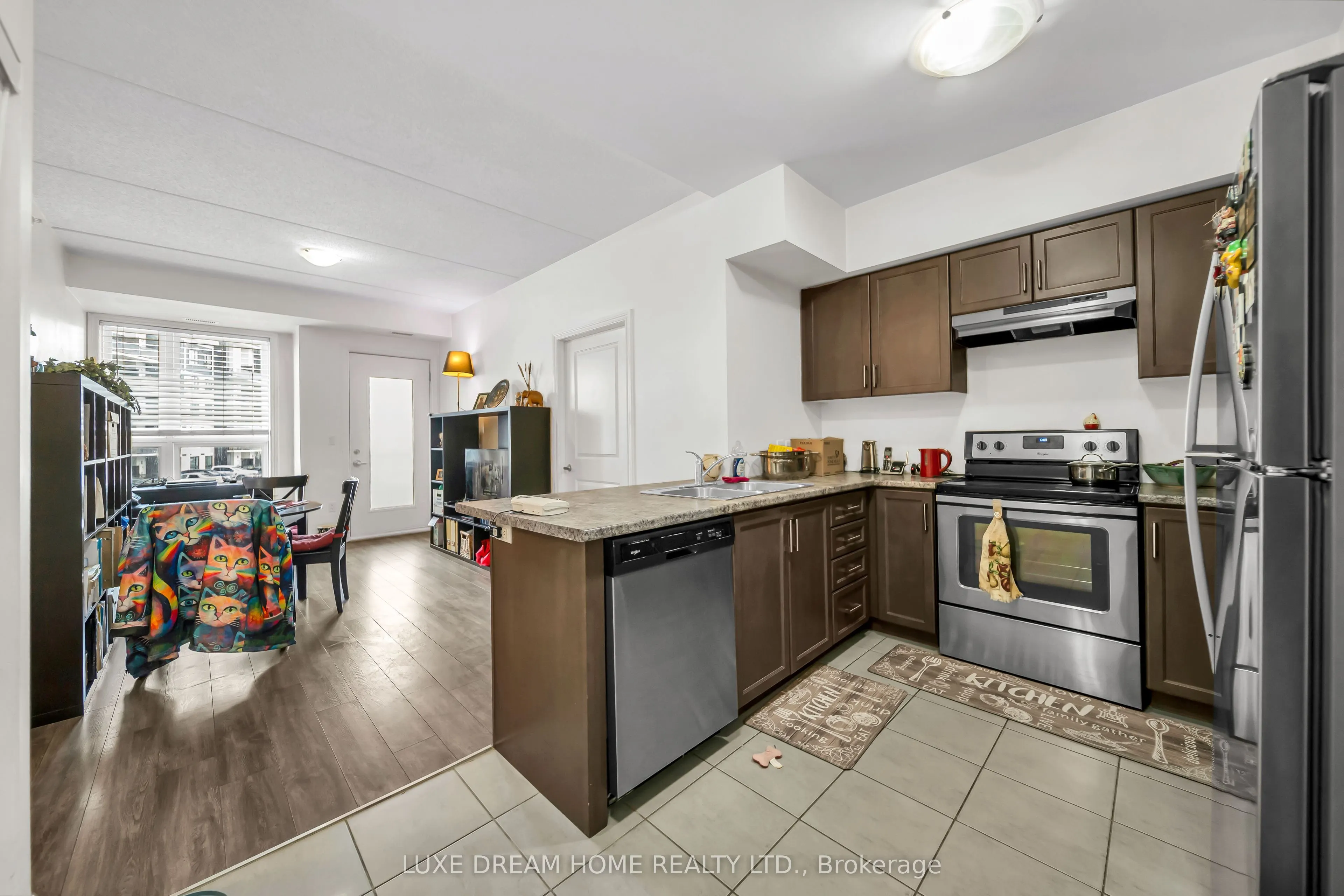 620 Sauve Street E #206