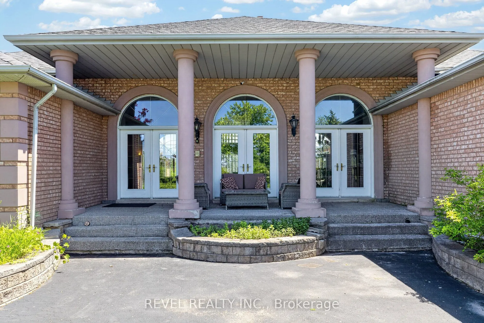 2738 Lower Base Line