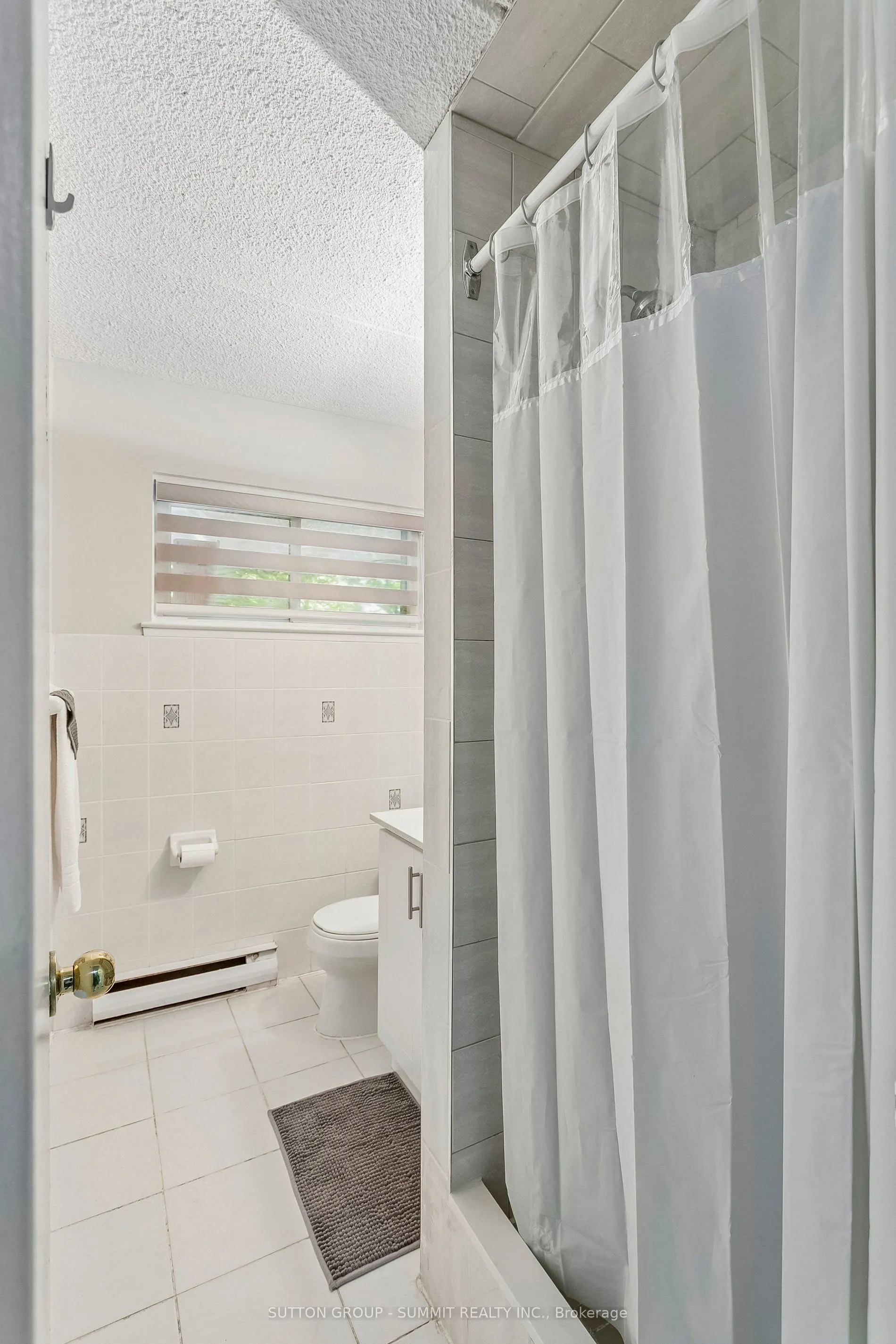 180 MISSISSAUGA VALLEY Boulevard #211
