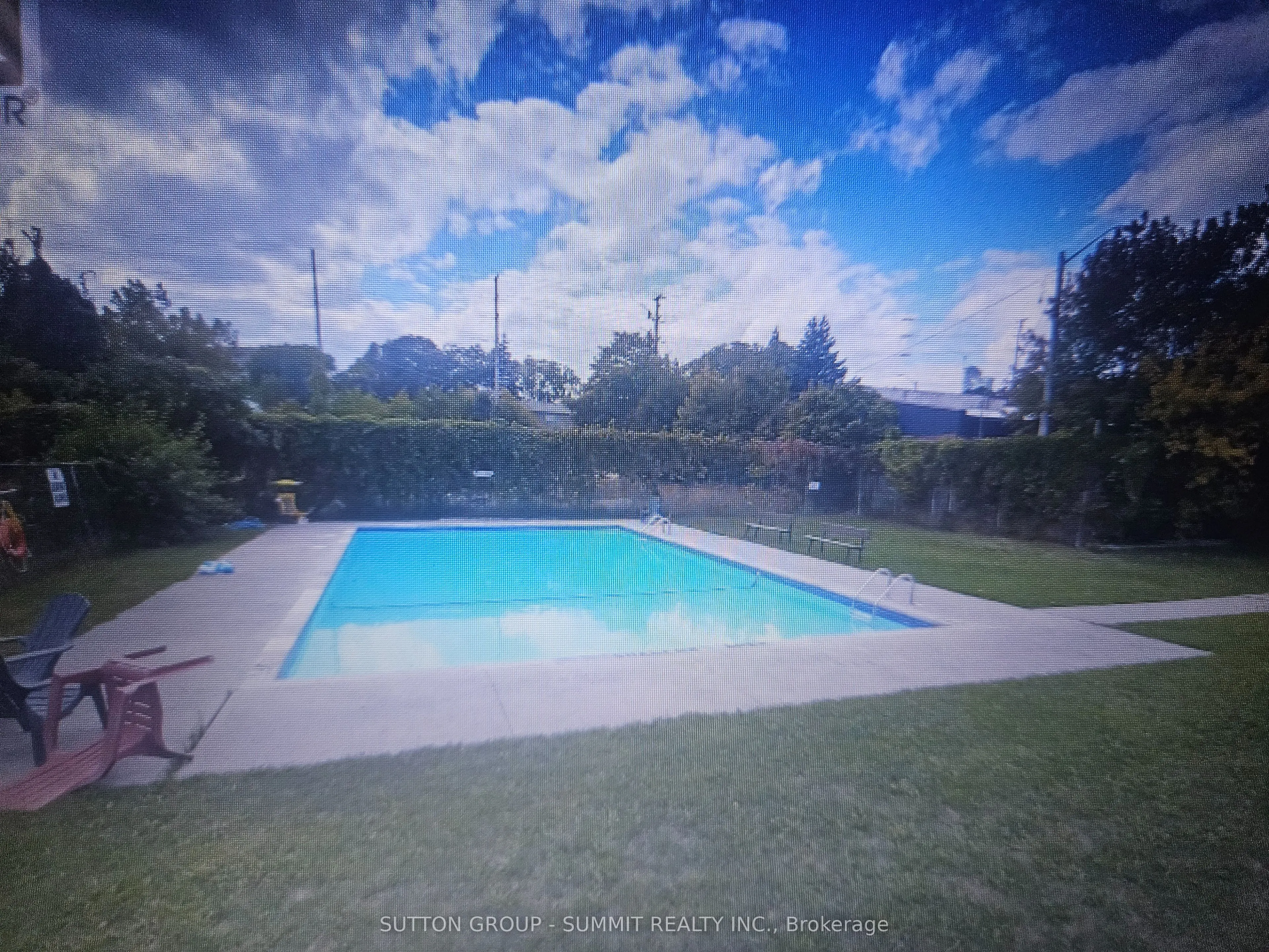 180 MISSISSAUGA VALLEY Boulevard #211