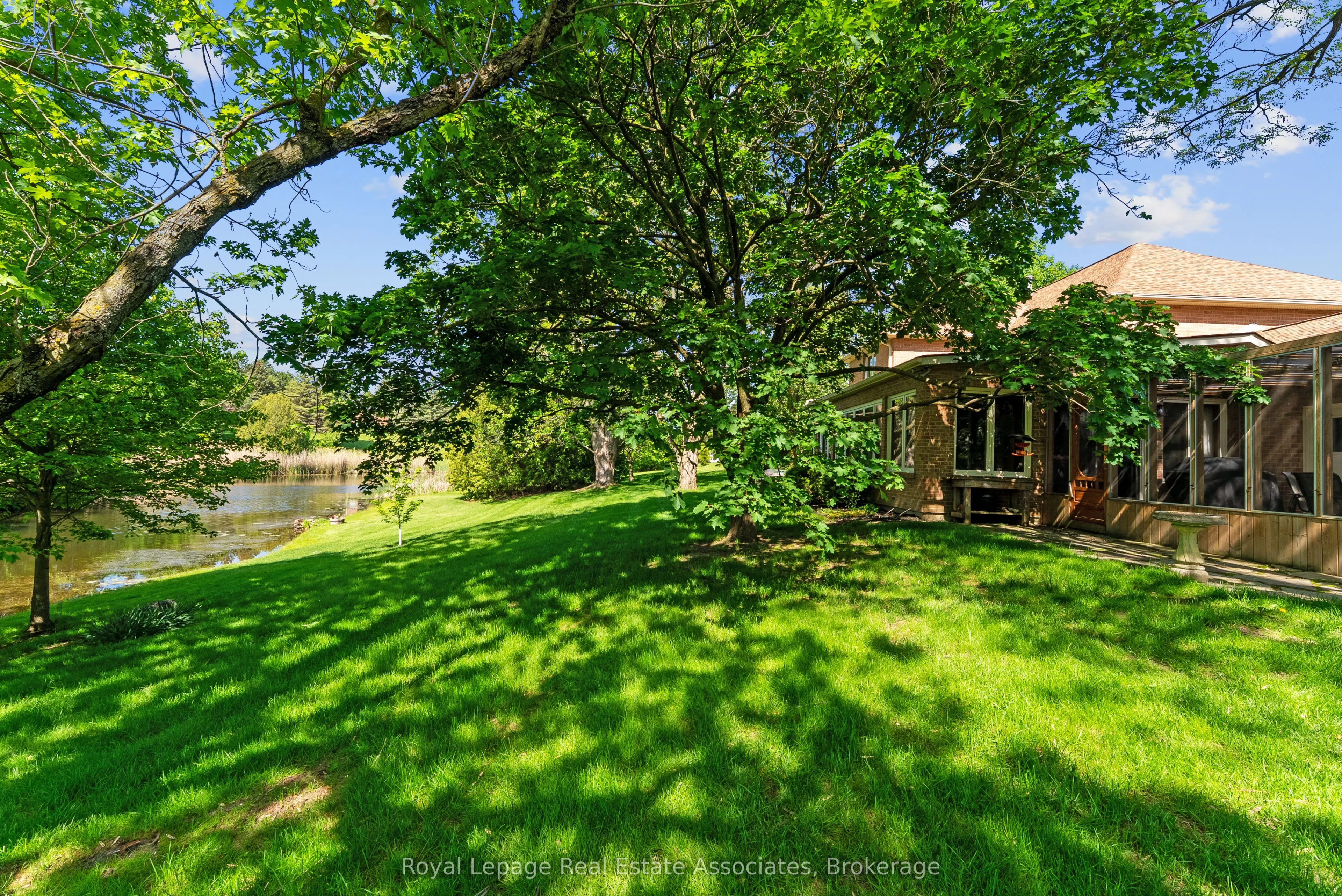 4 Wolf Crescent