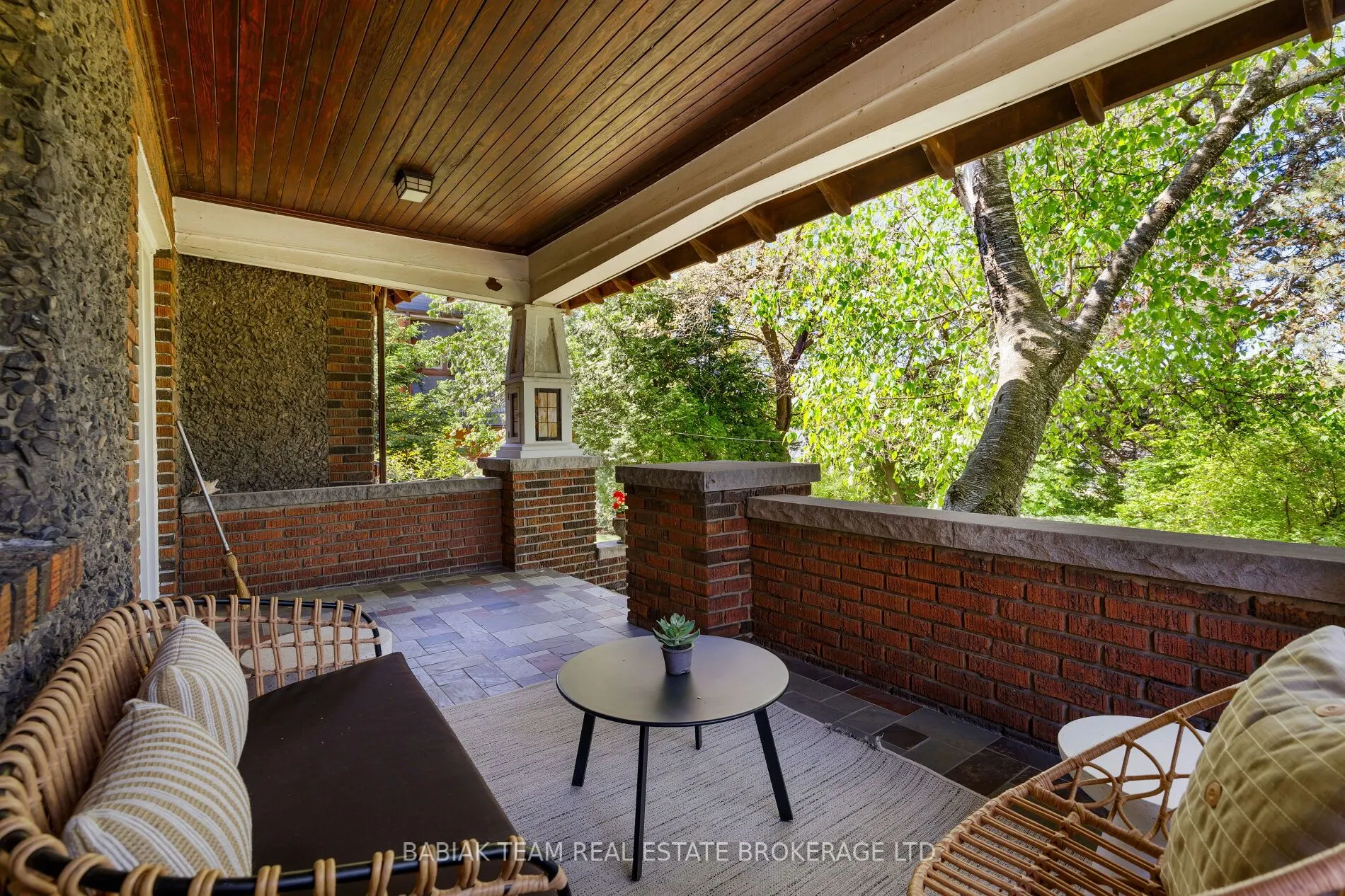 187 Ellis Avenue