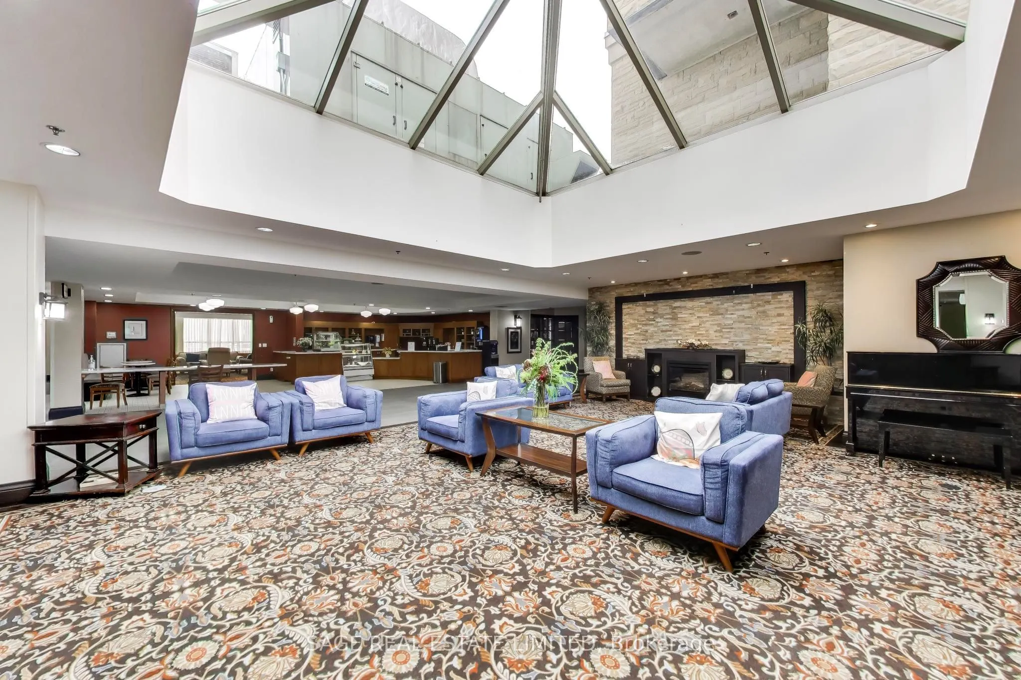 810 Scollard Court #902