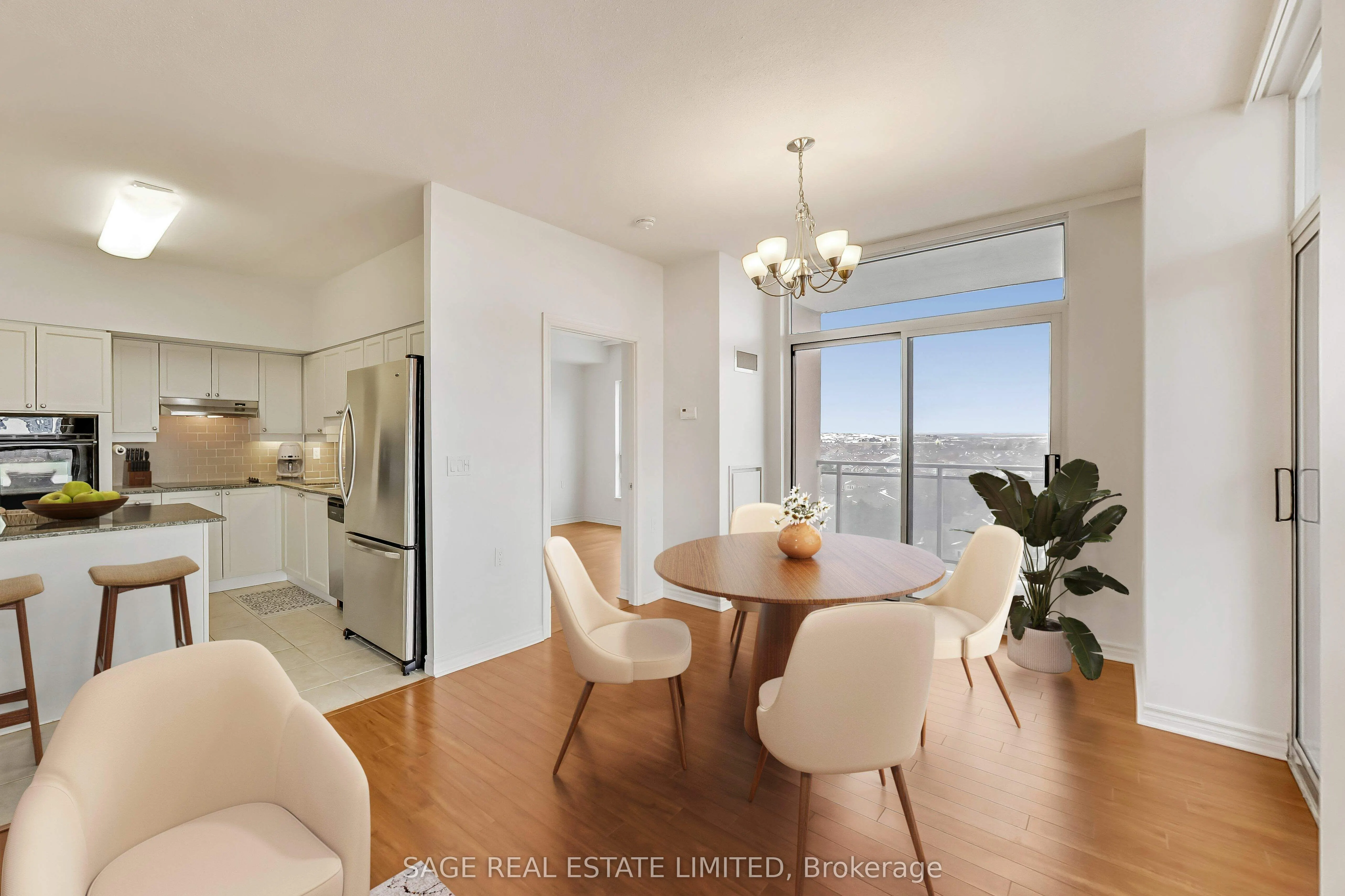 810 Scollard Court #902