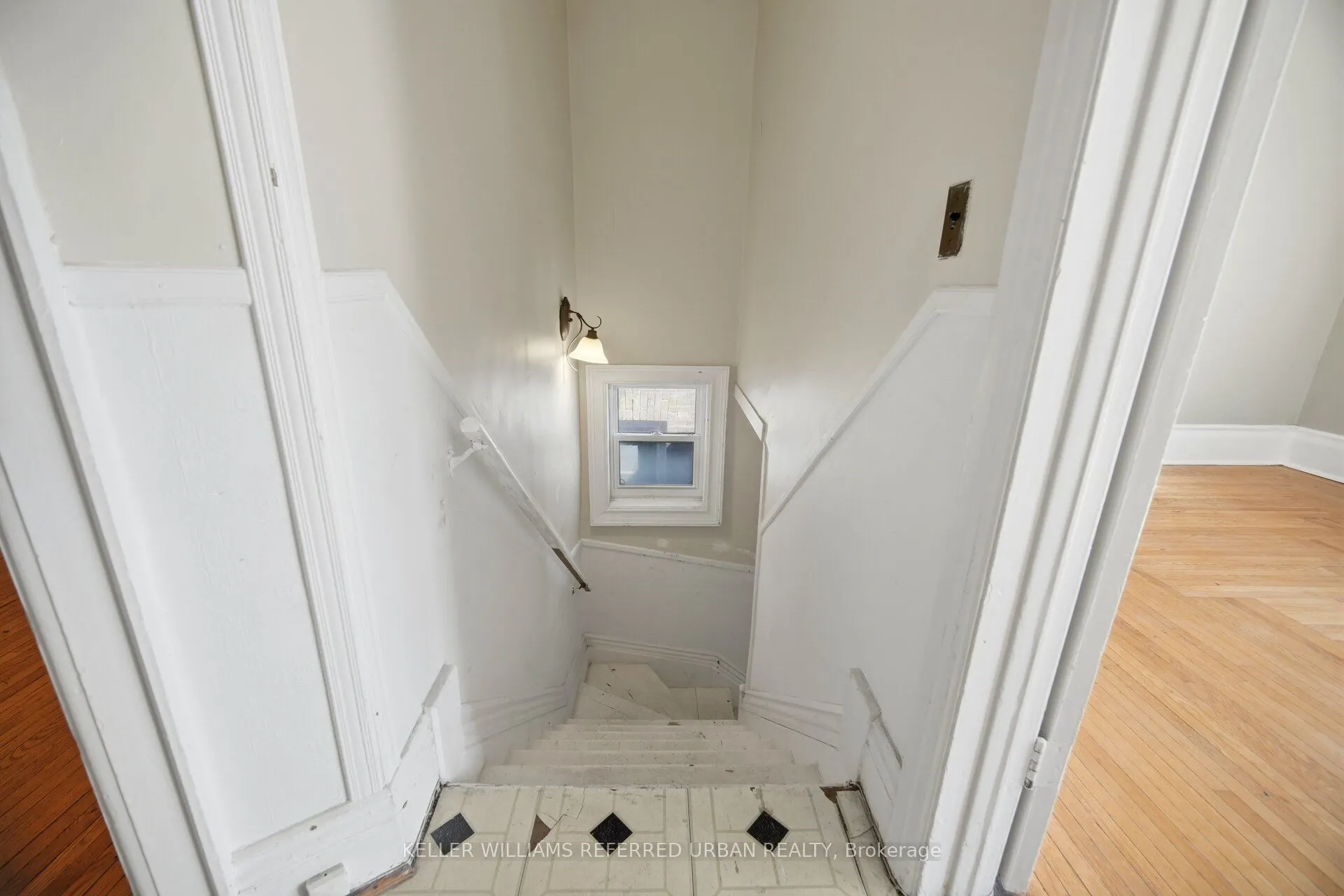 126 Close Avenue