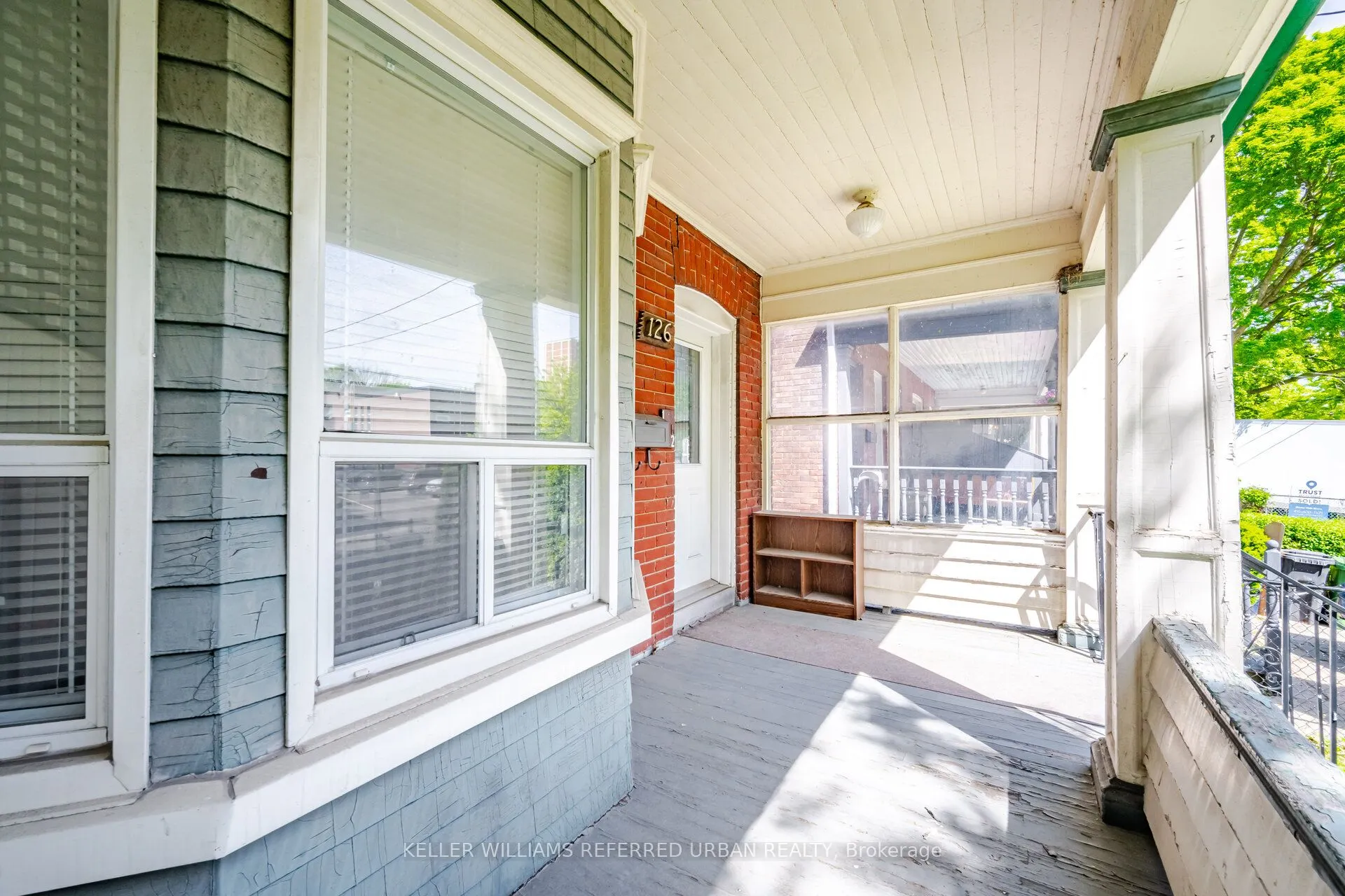 126 Close Avenue
