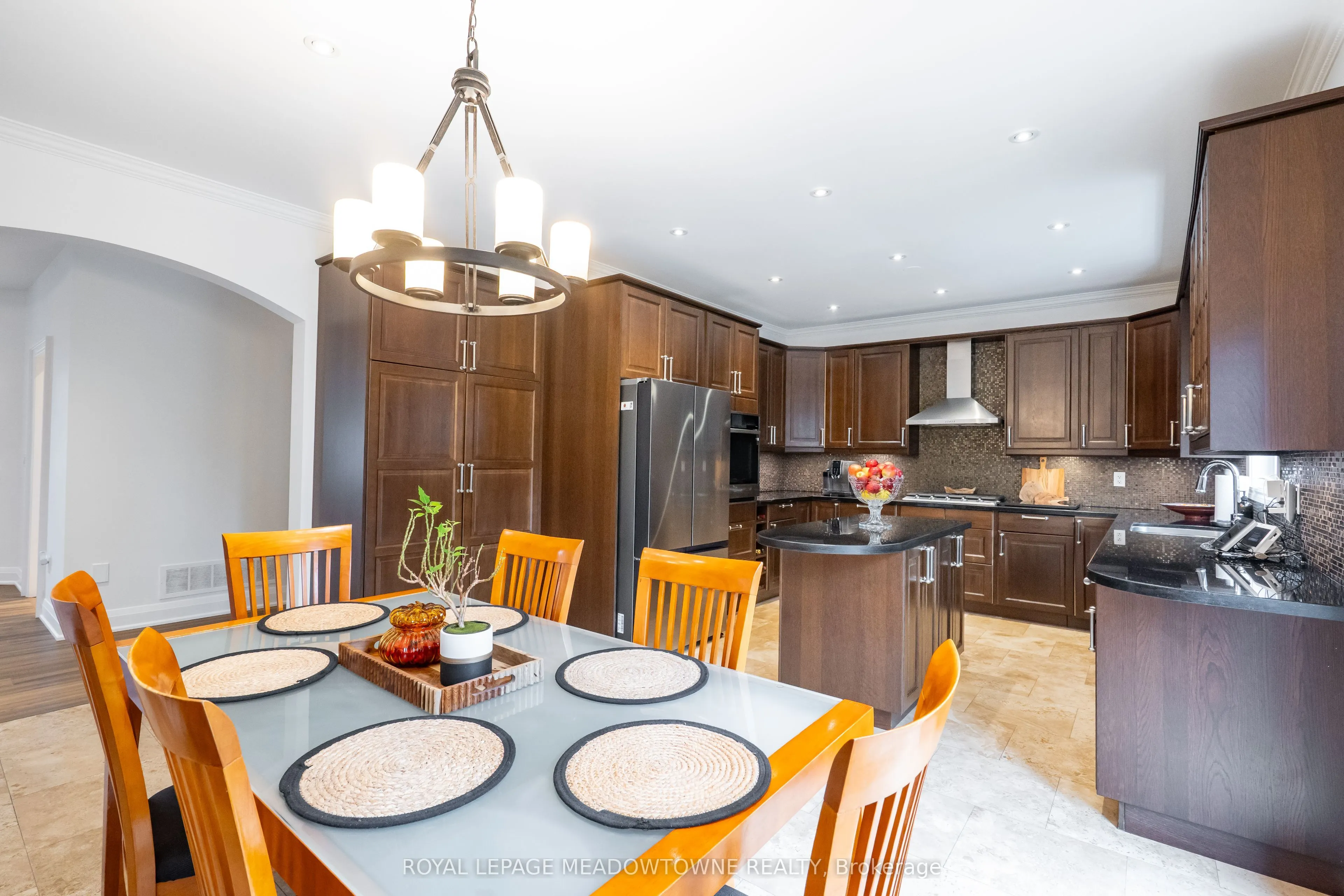 26 Emperor Drive