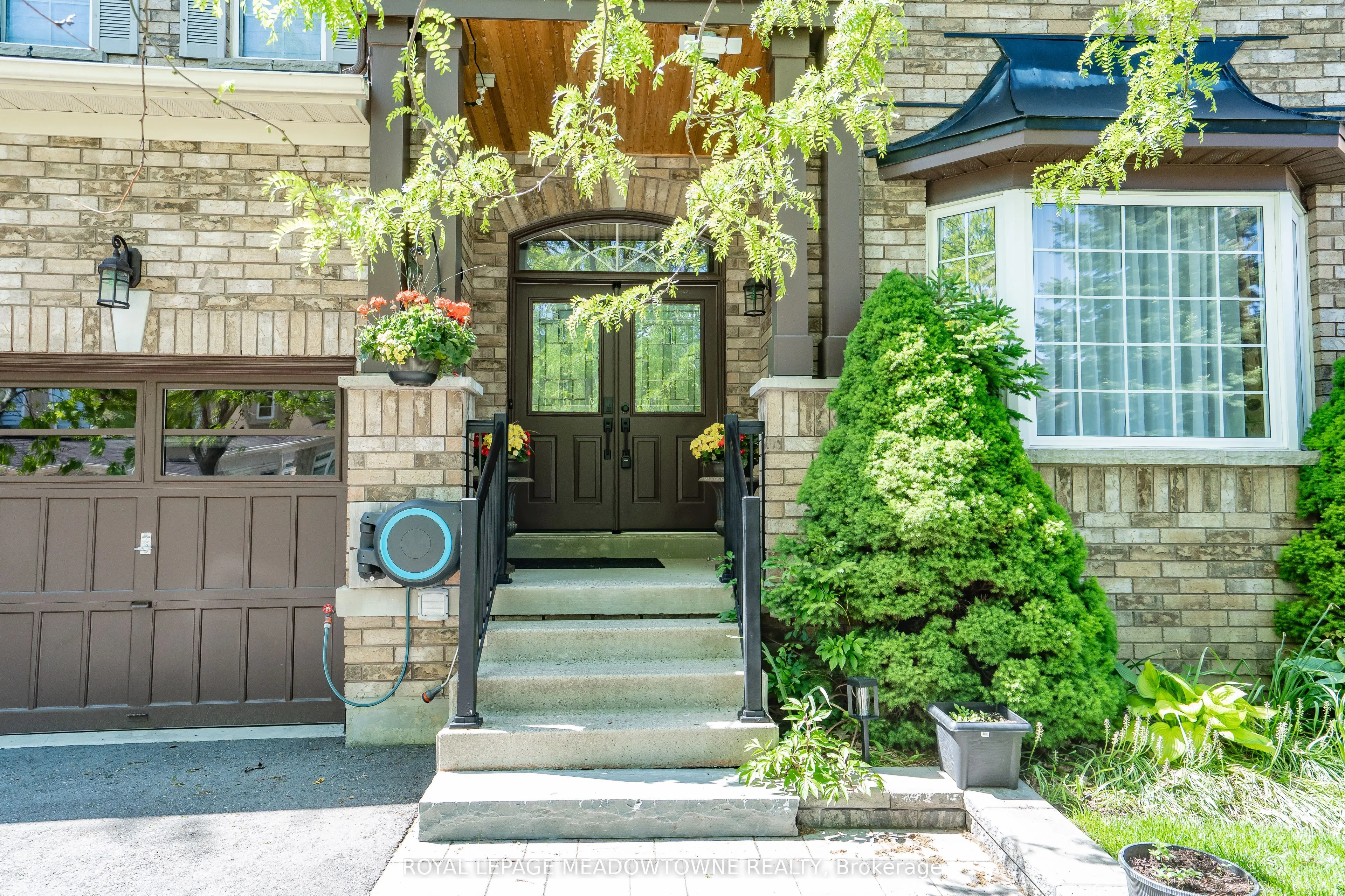 26 Emperor Drive