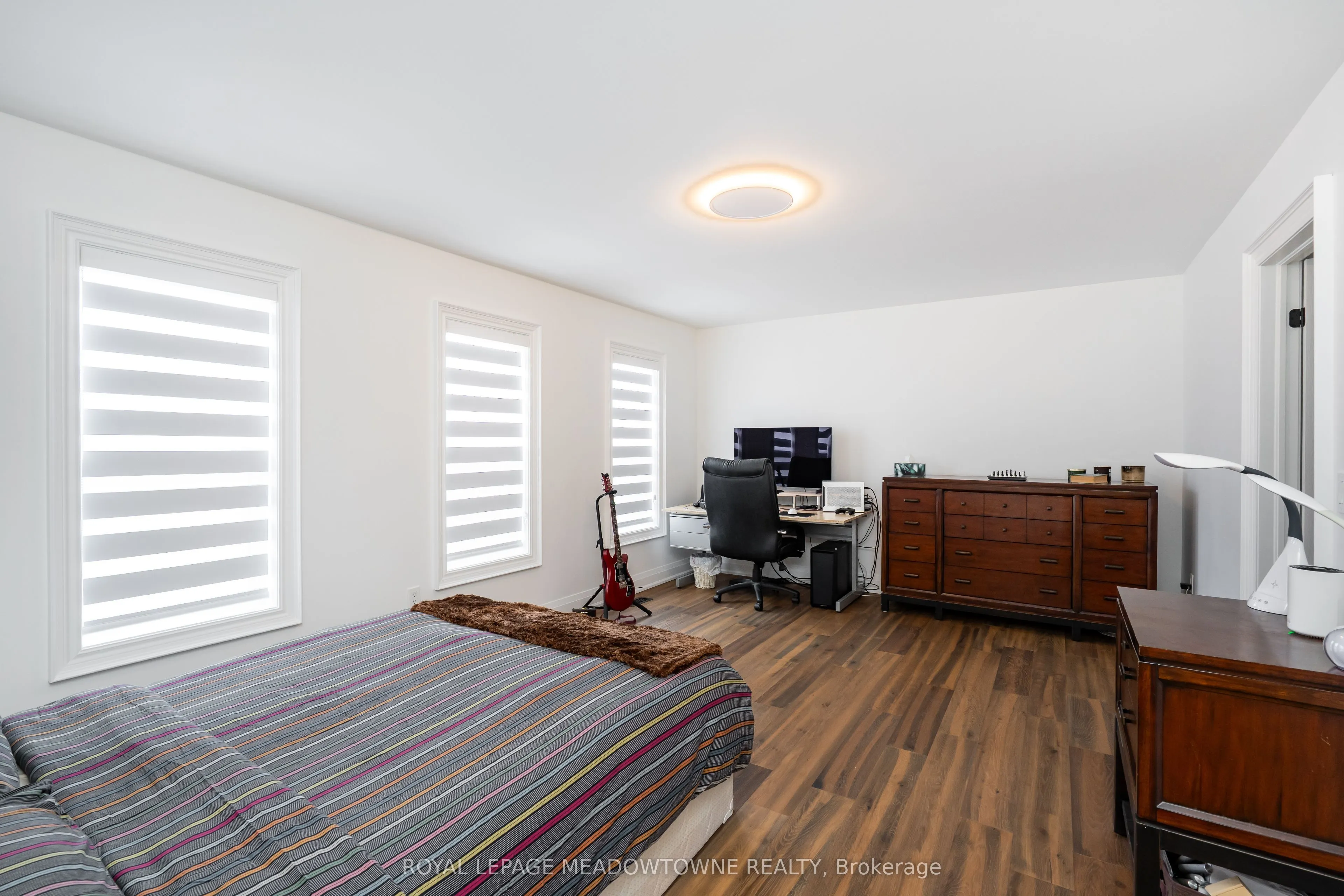 26 Emperor Drive