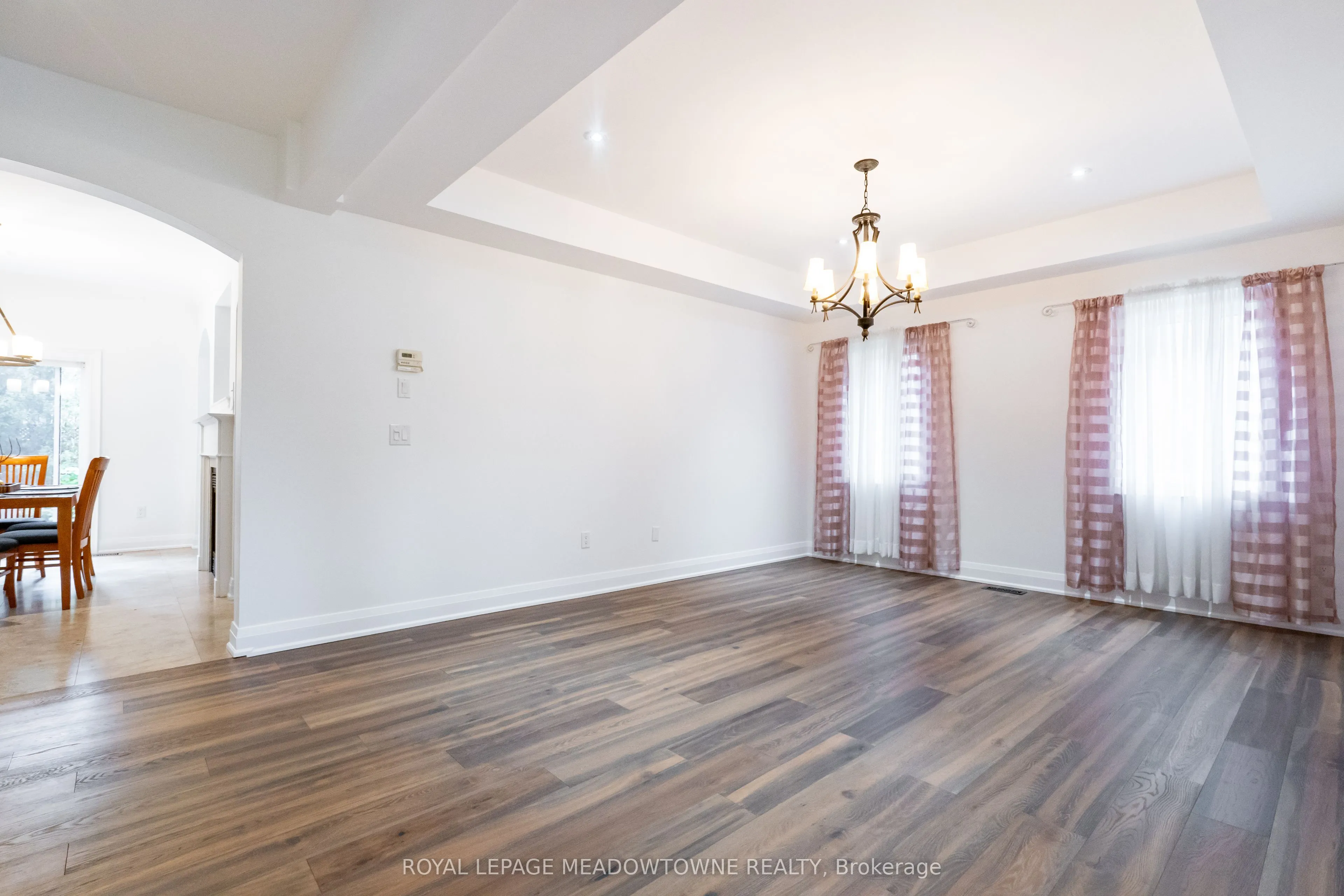 26 Emperor Drive