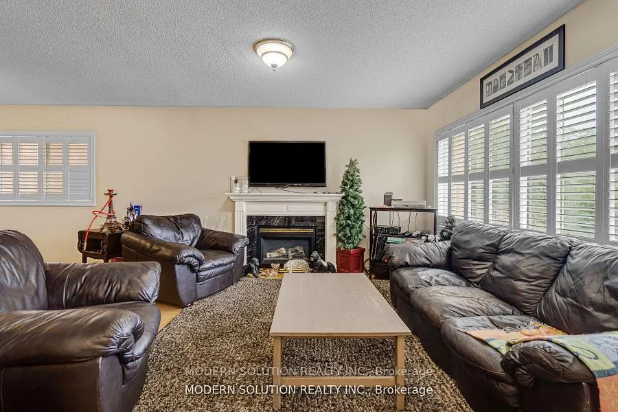 552 Wildgrass Road