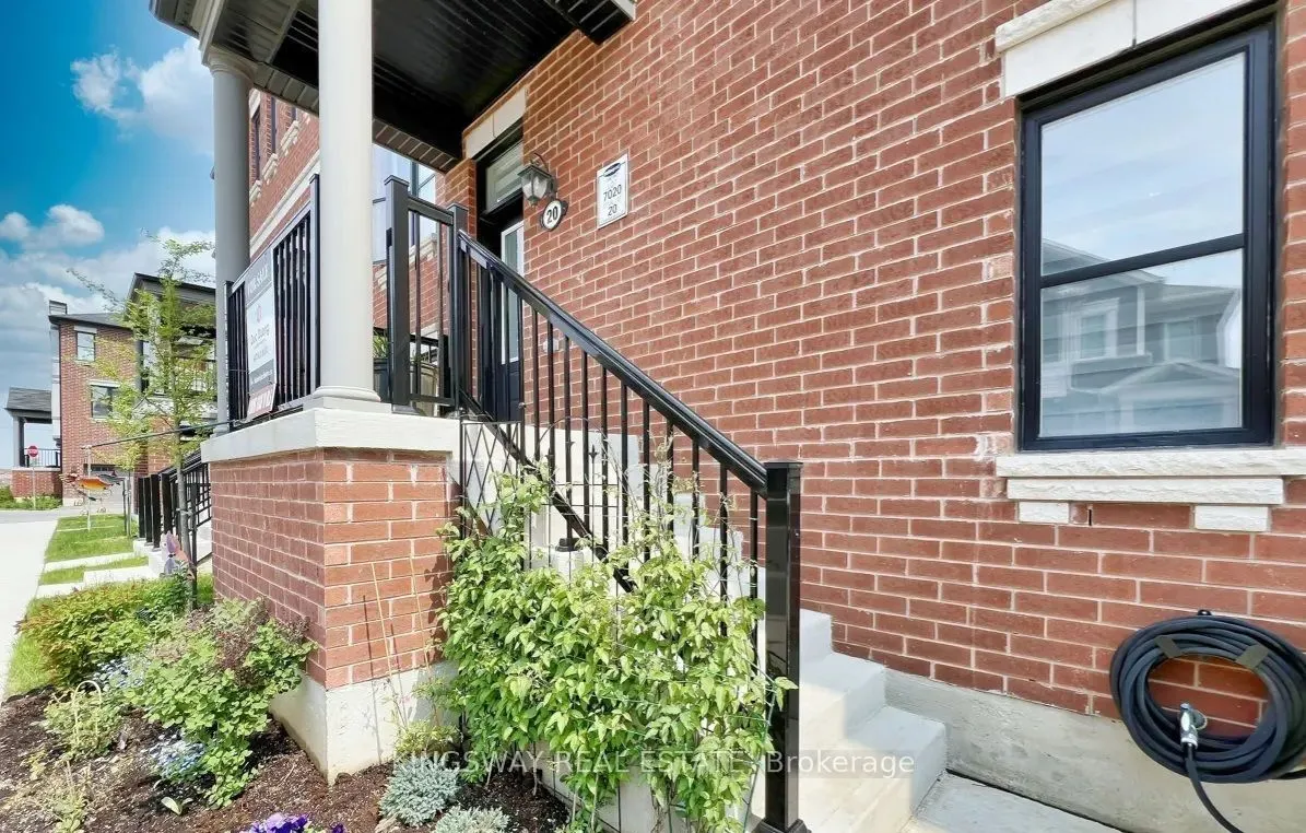 975 WHITLOCK Avenue #20