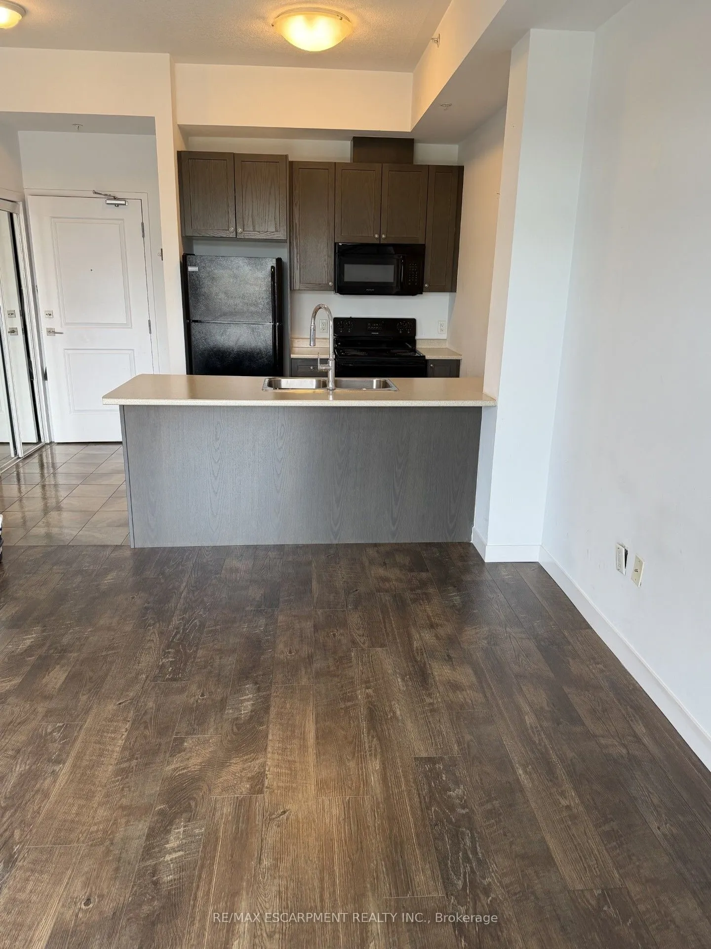 5010 Corporate Drive #408