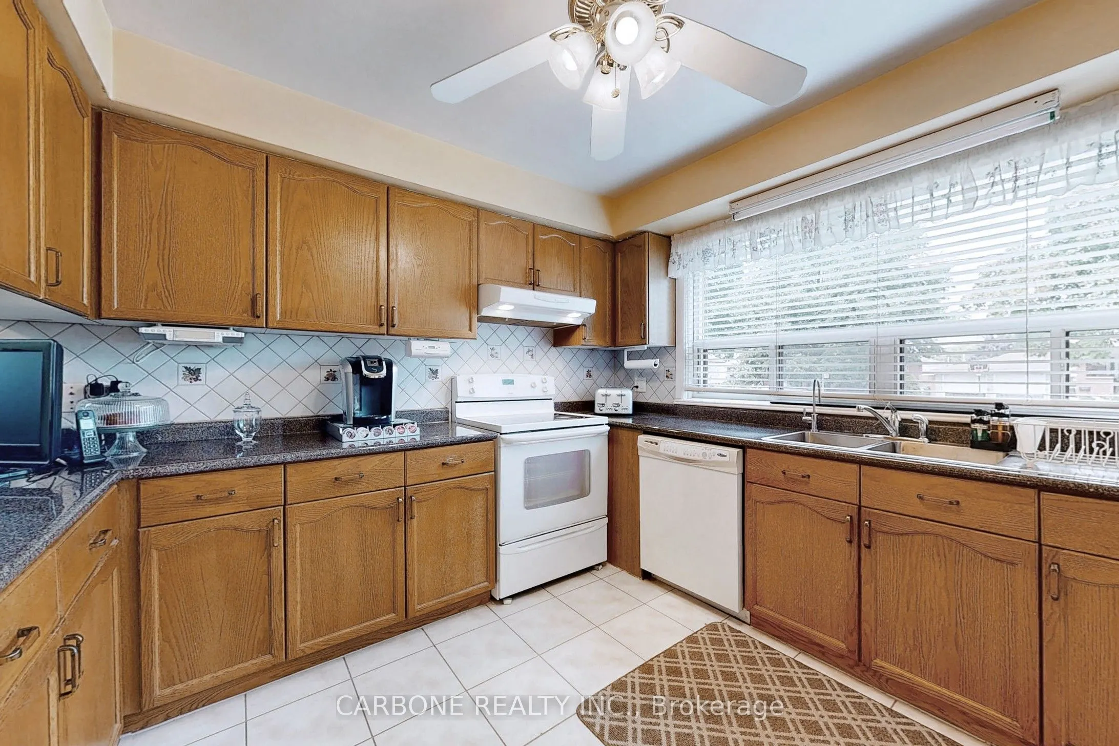 105 Hallsport Crescent