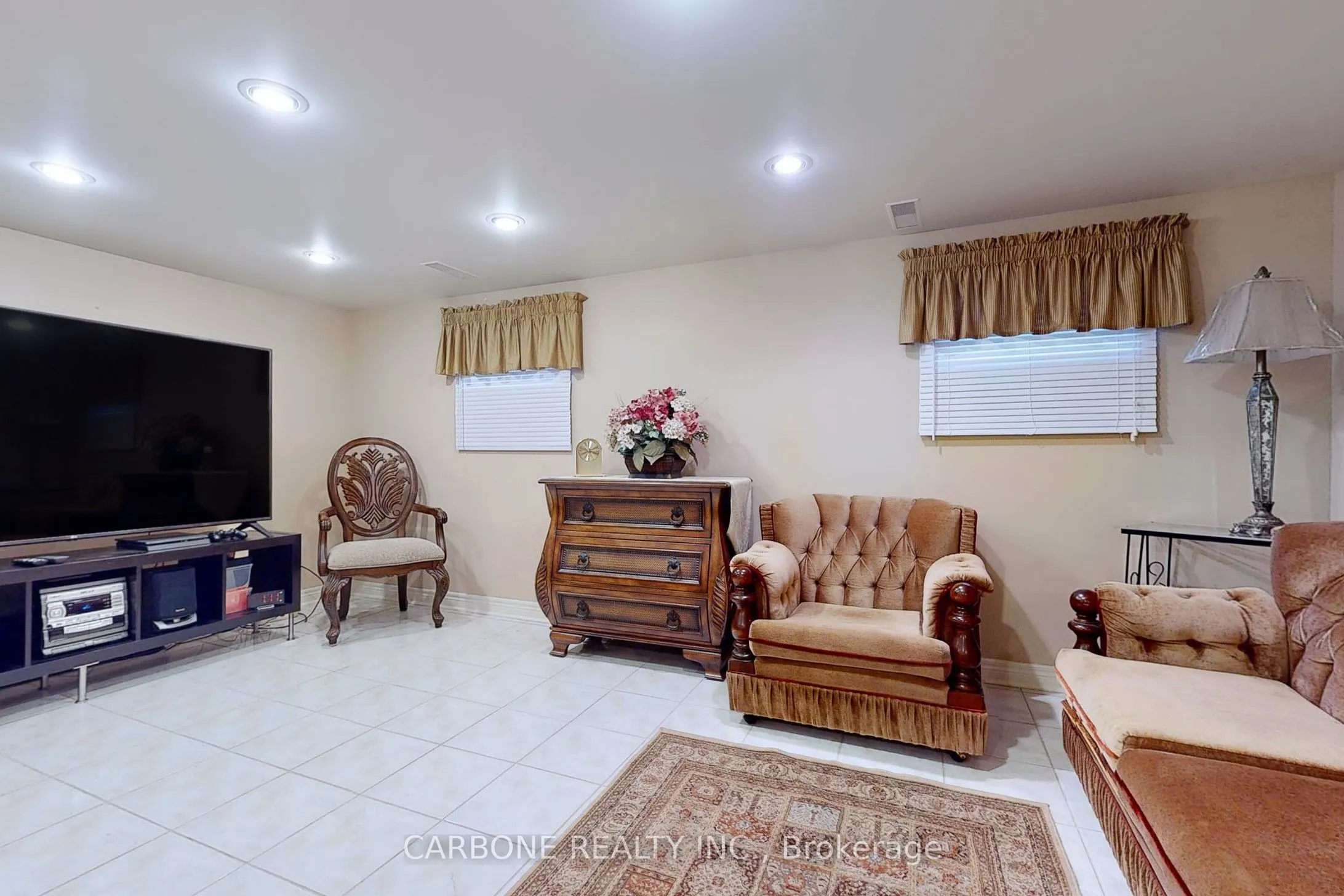 105 Hallsport Crescent