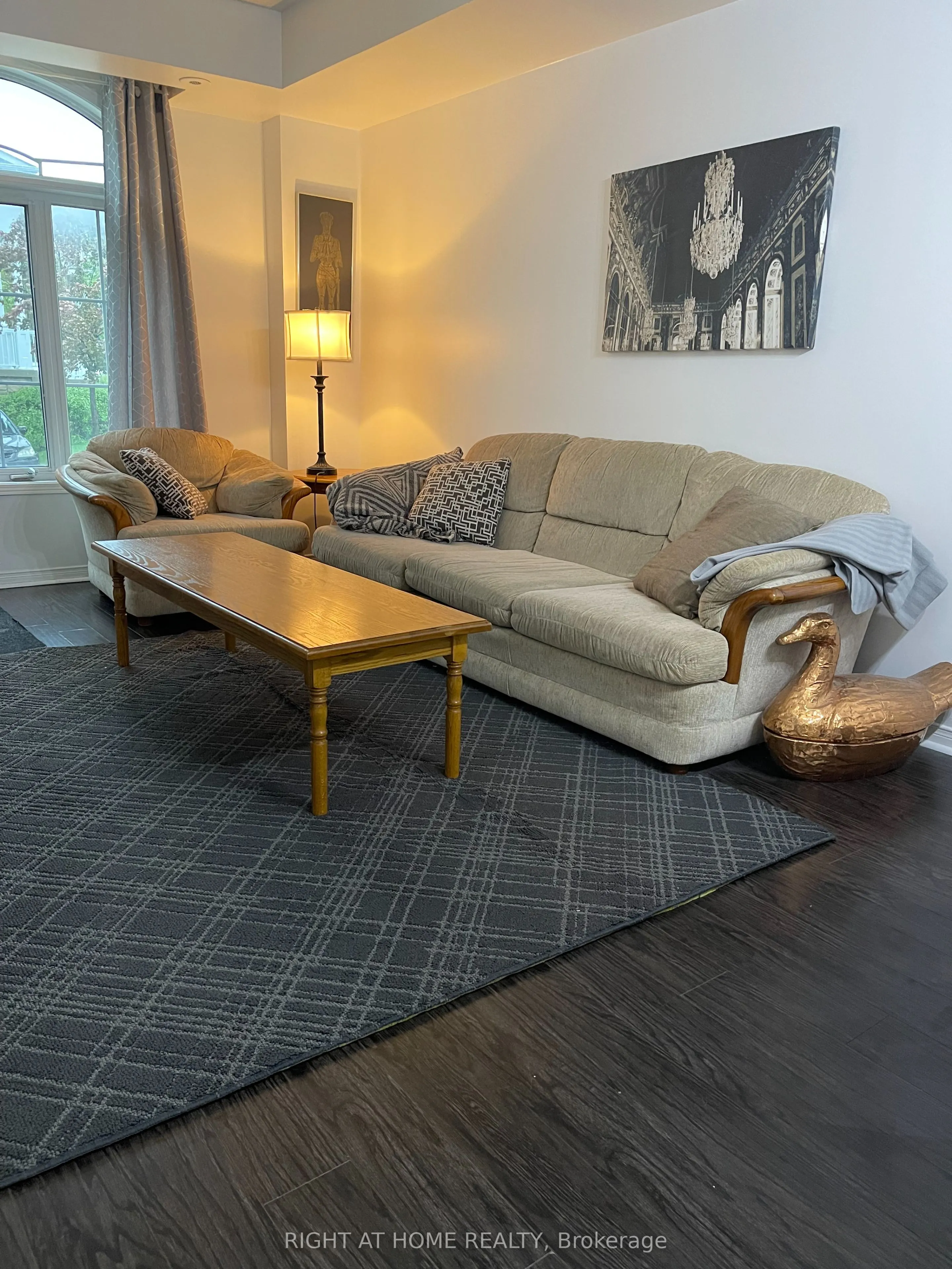 601 Shoreline Drive #122