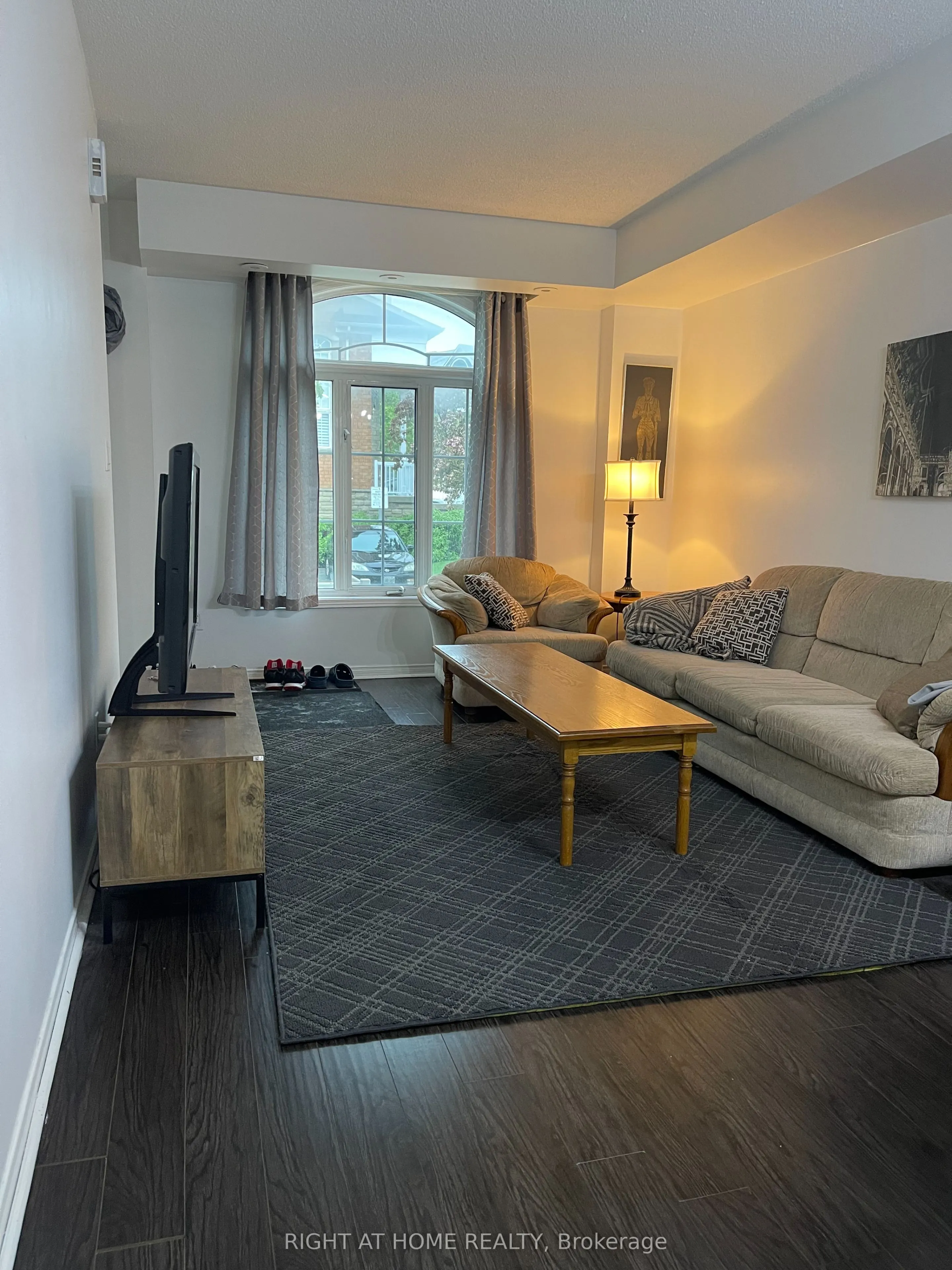 601 Shoreline Drive #122
