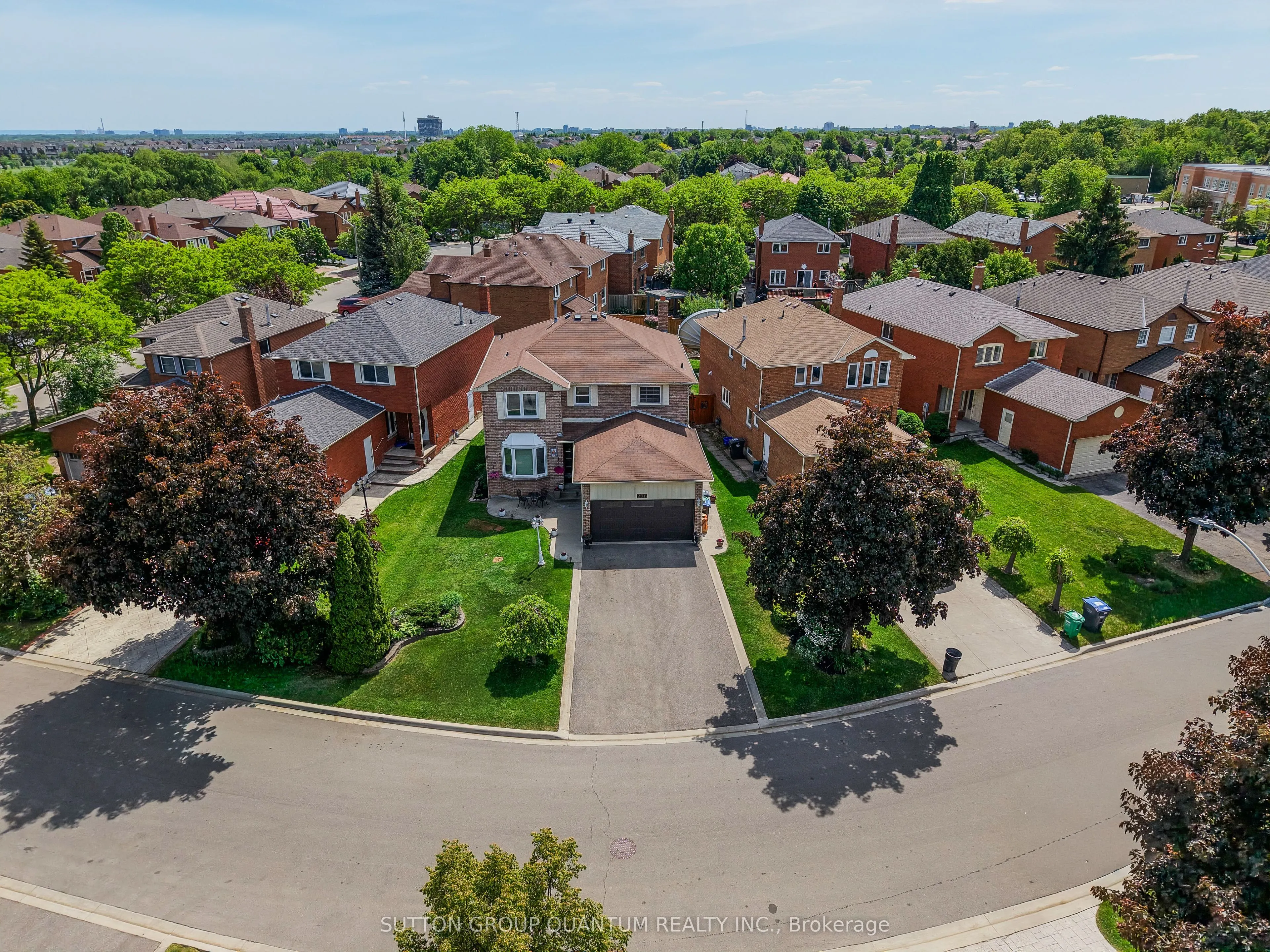276 Lech Walesa Drive