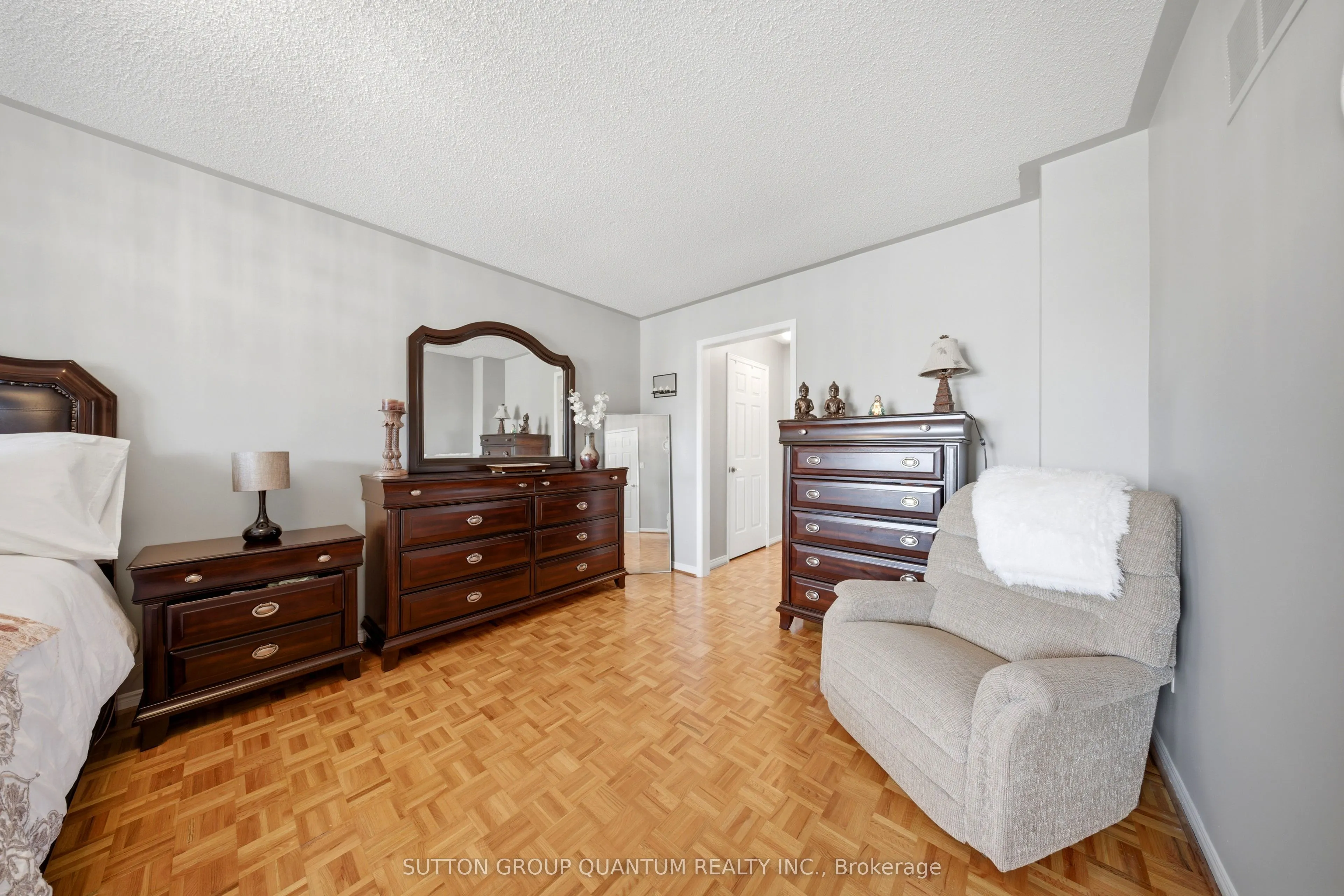 276 Lech Walesa Drive