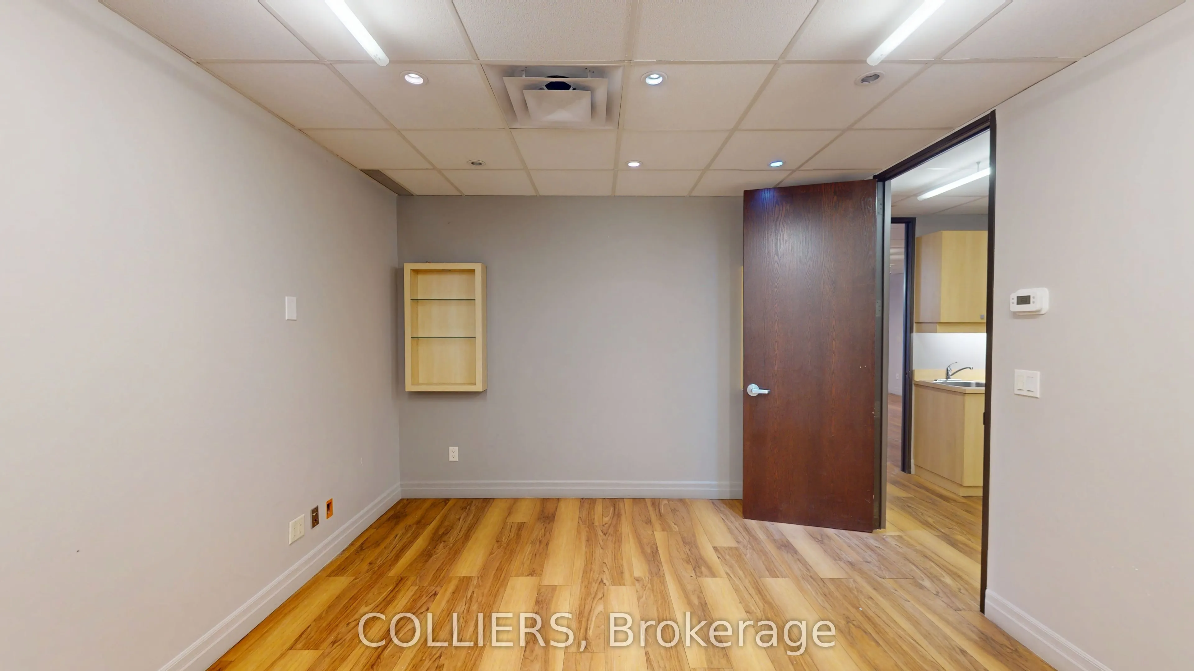 5405 Eglinton Avenue W #112