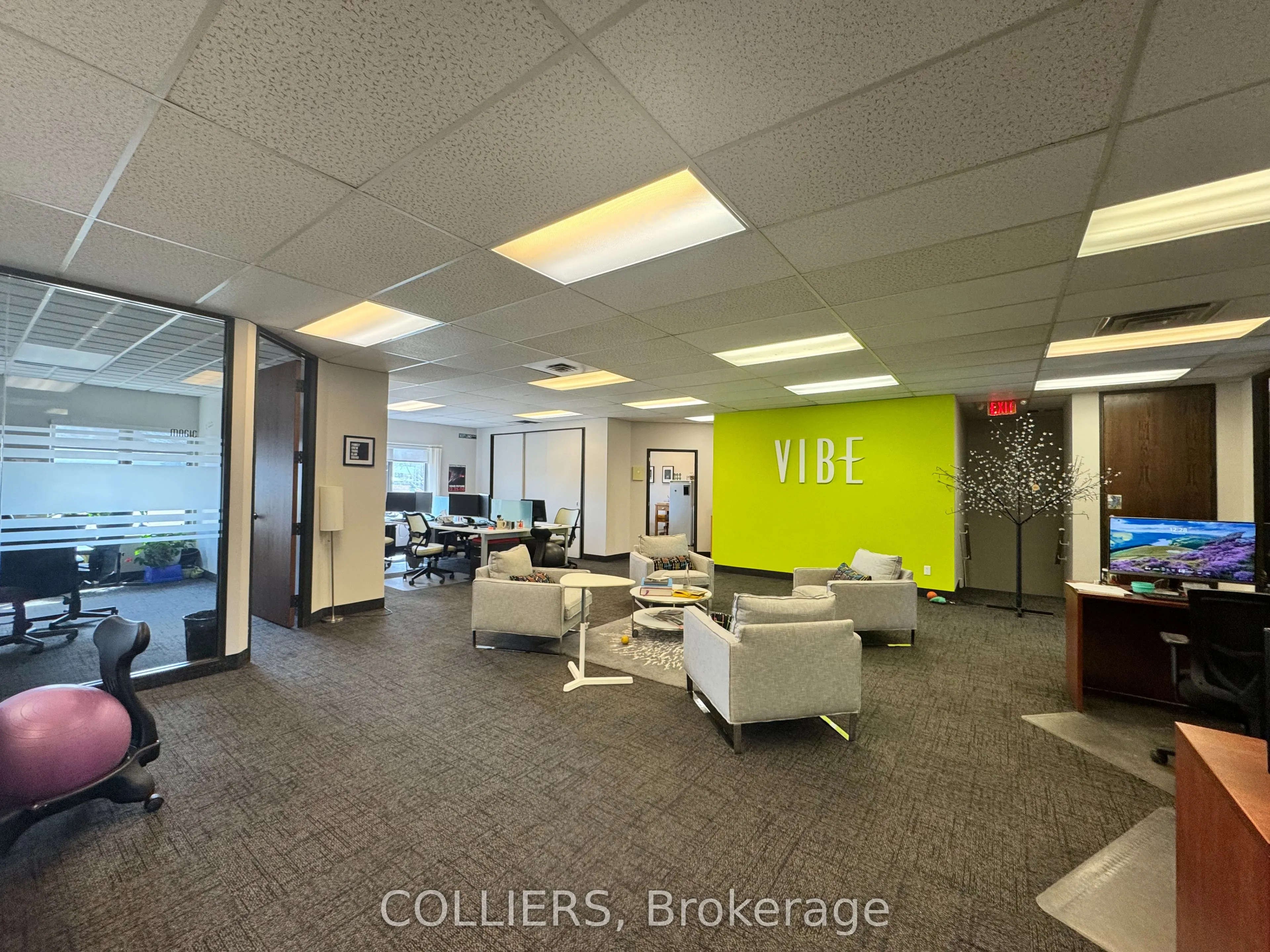 5407 Eglinton Avenue W #204