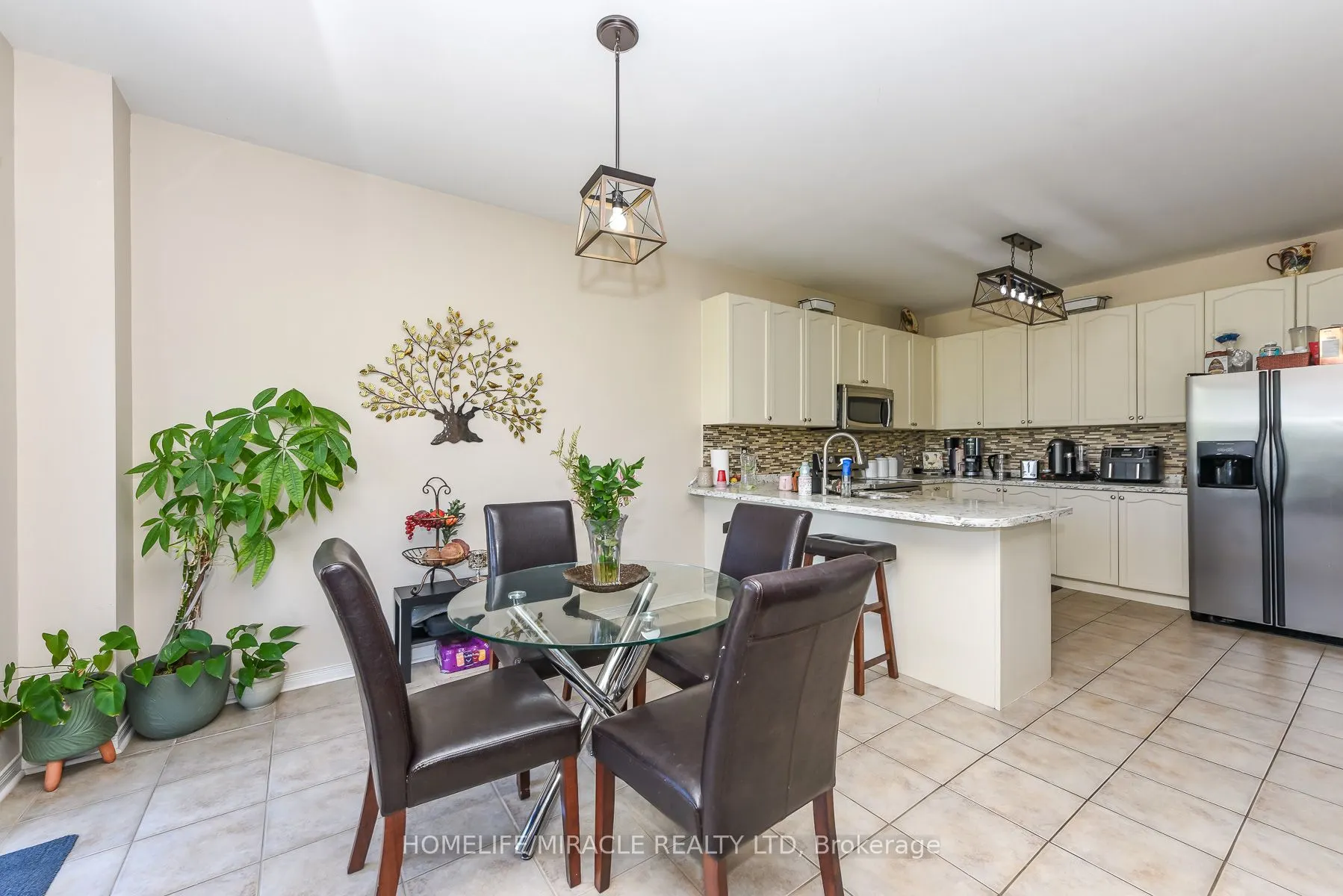 23 Roundstone Drive