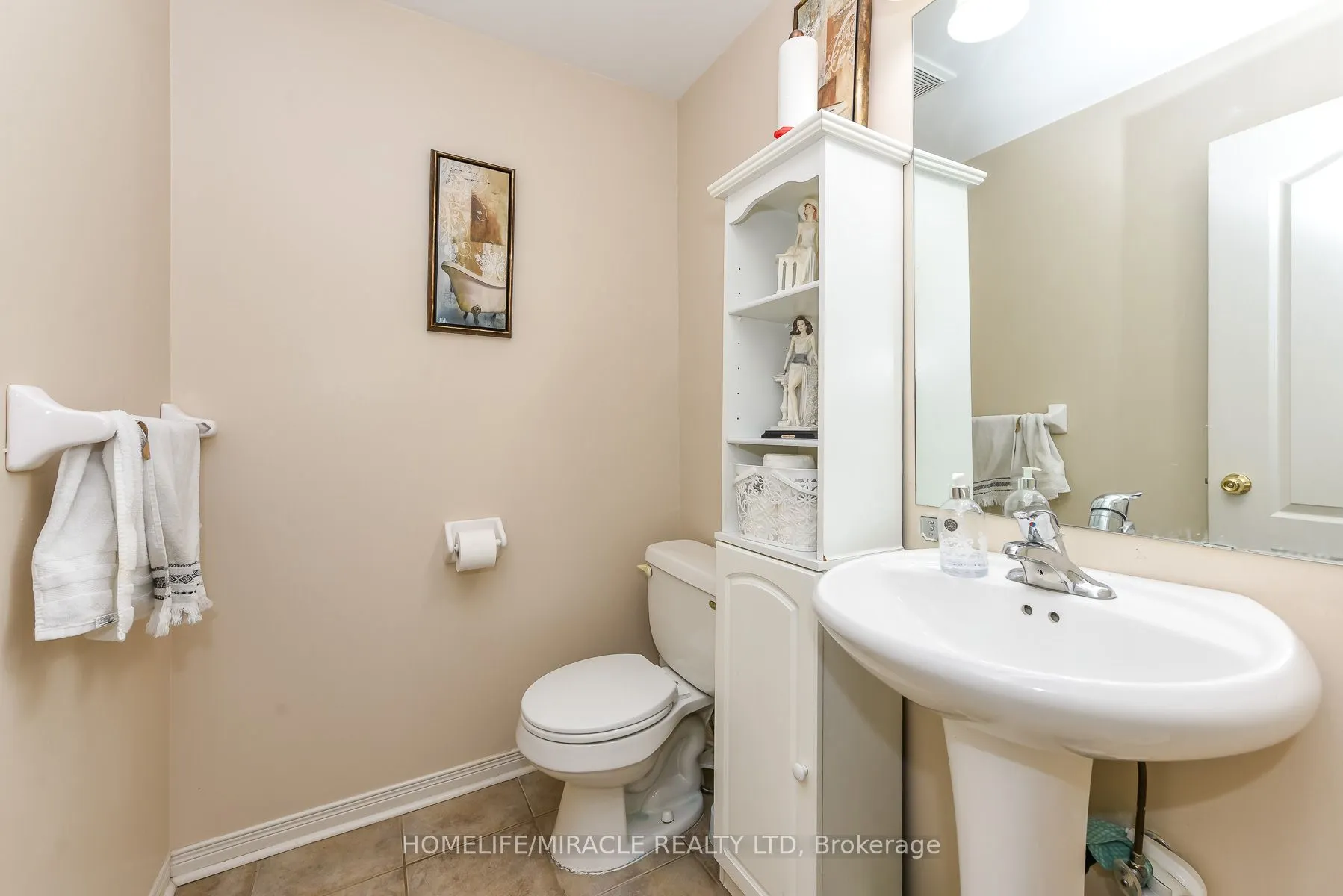 23 Roundstone Drive