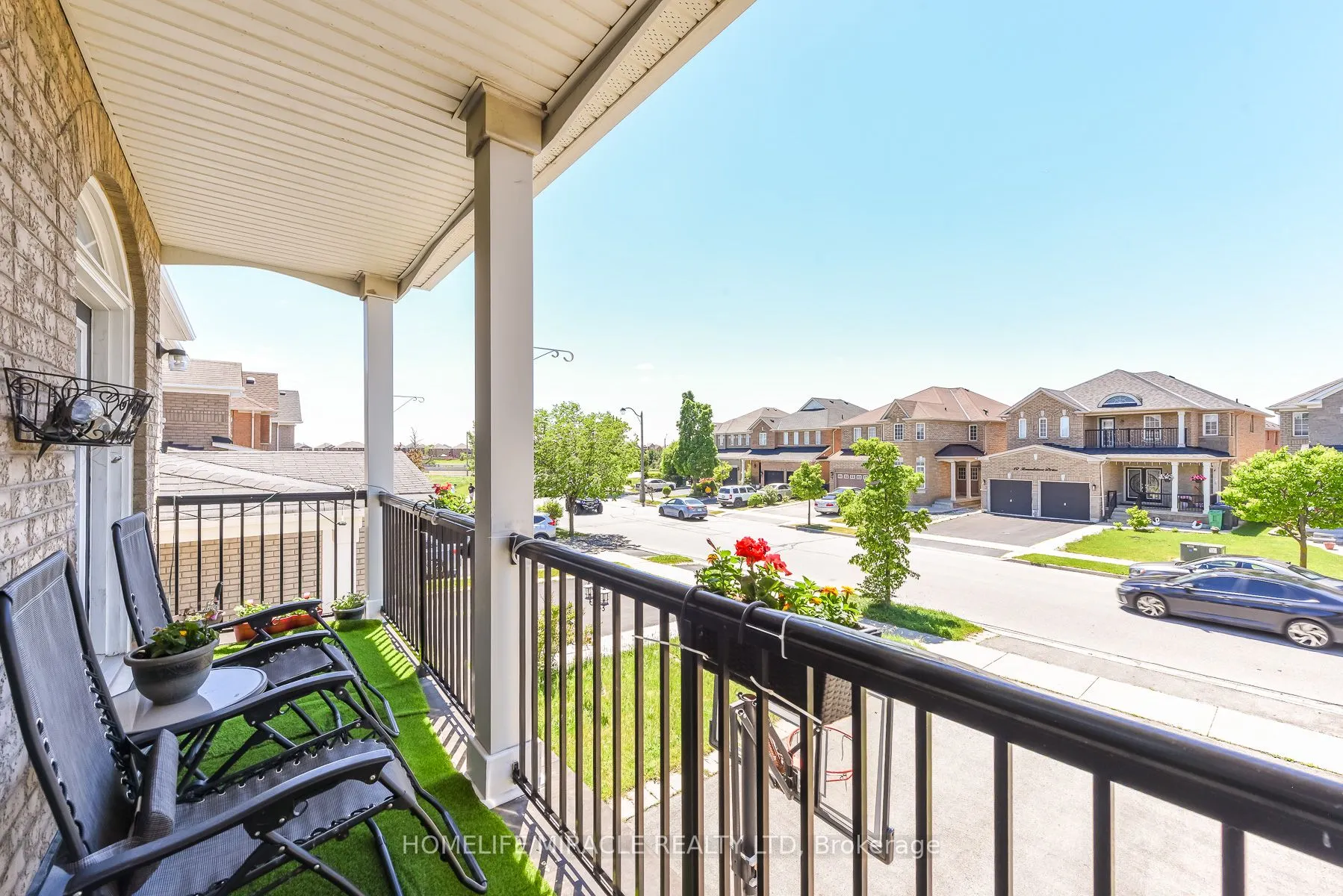 23 Roundstone Drive