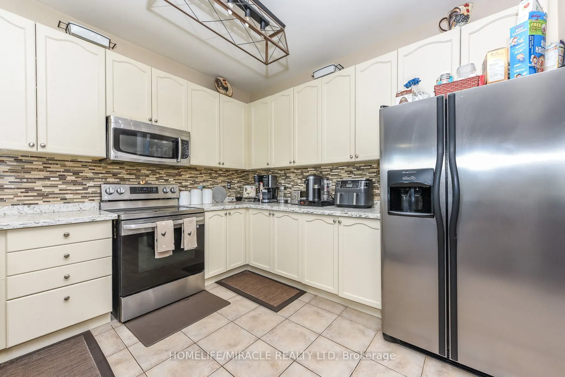 23 Roundstone Drive