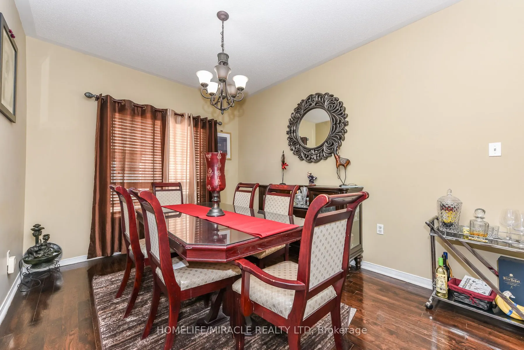 23 Roundstone Drive