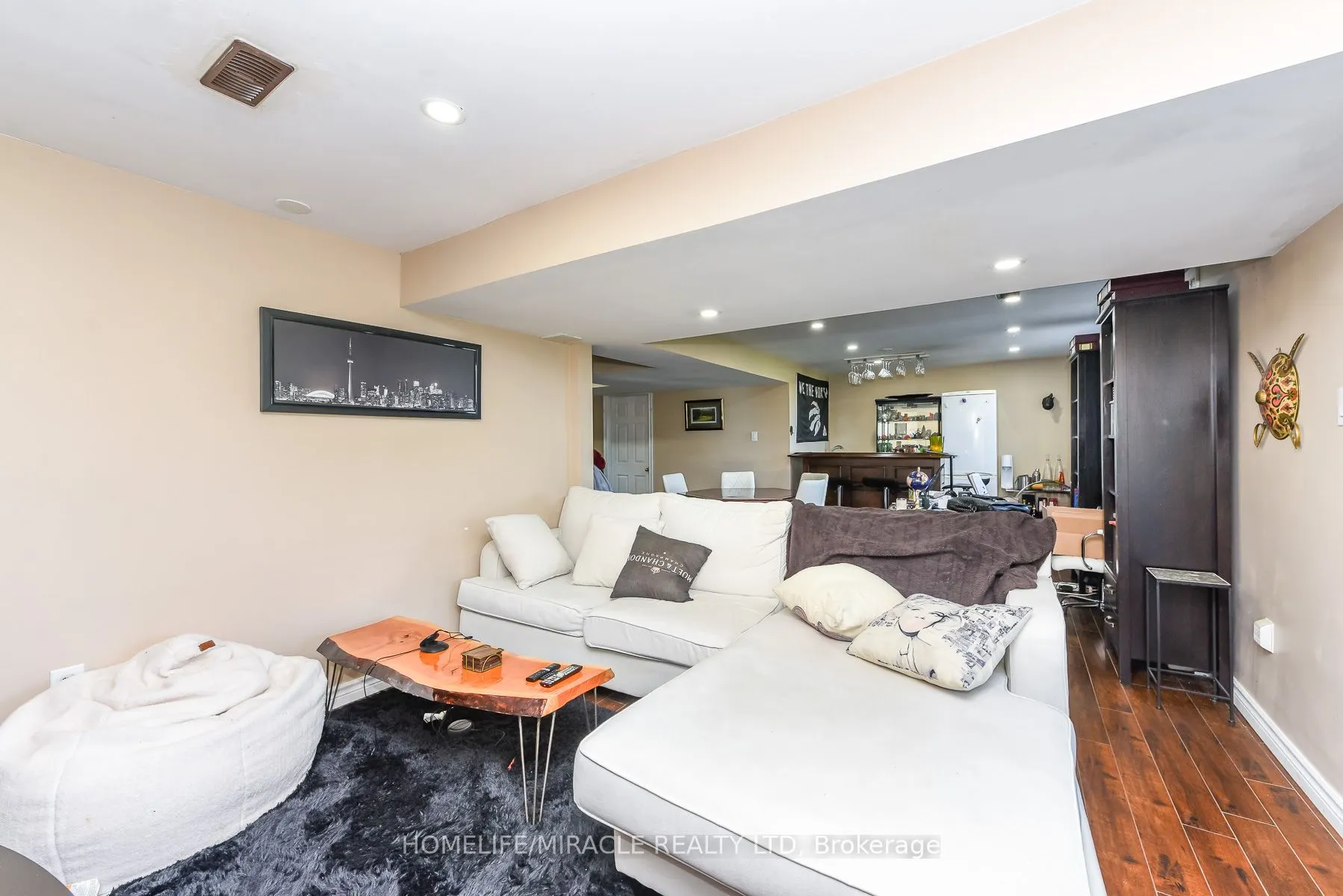 23 Roundstone Drive