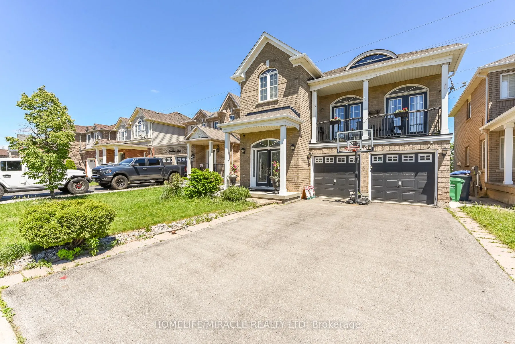 23 Roundstone Drive