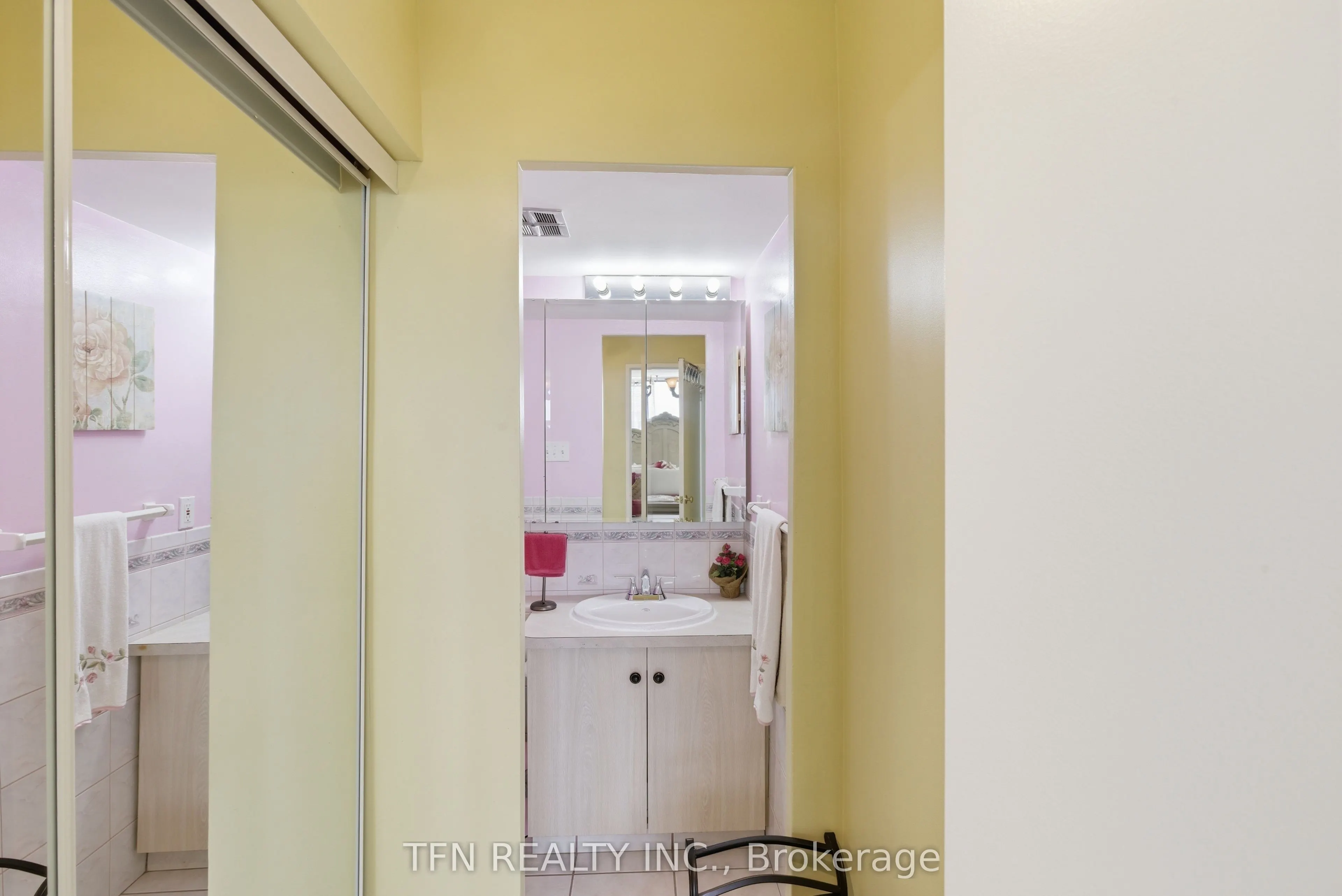 2345 Confederation Parkway #1204