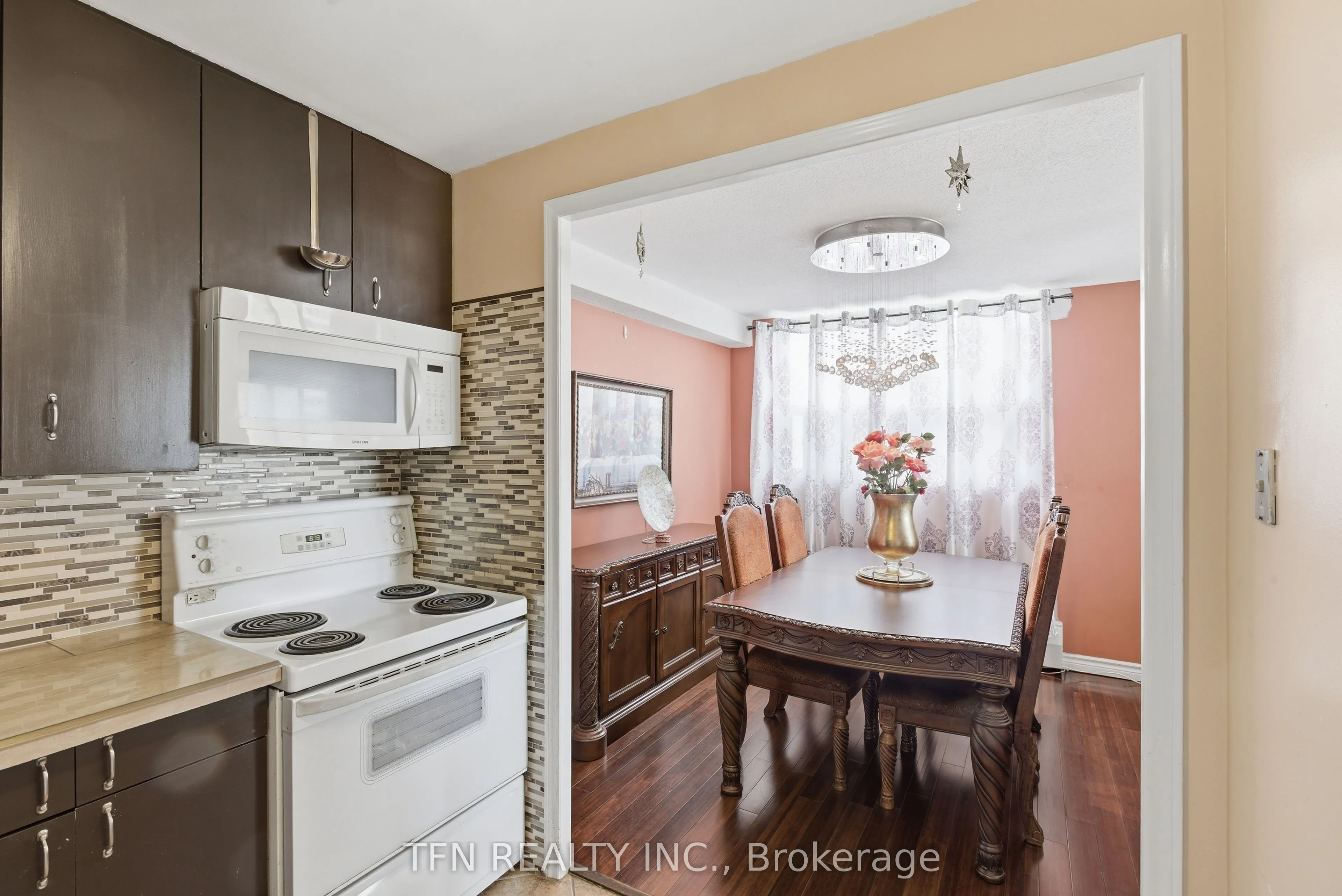 2345 Confederation Parkway #1204