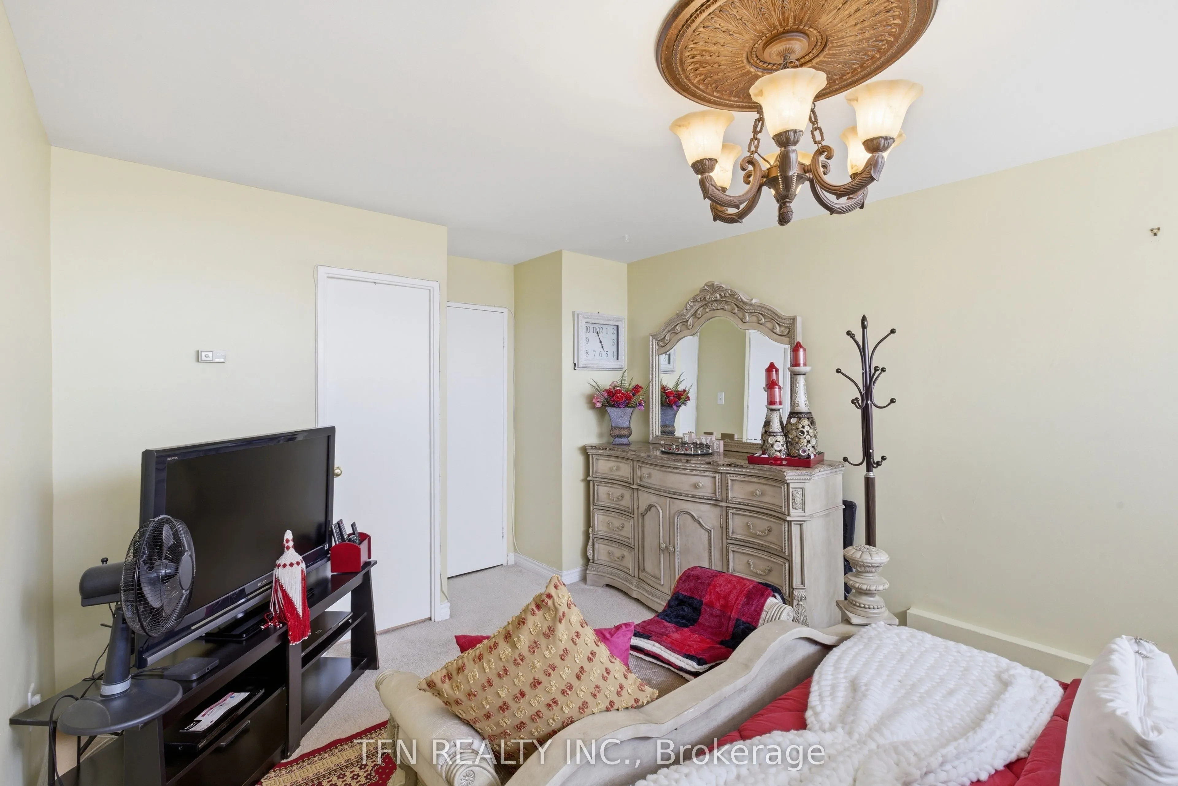 2345 Confederation Parkway #1204