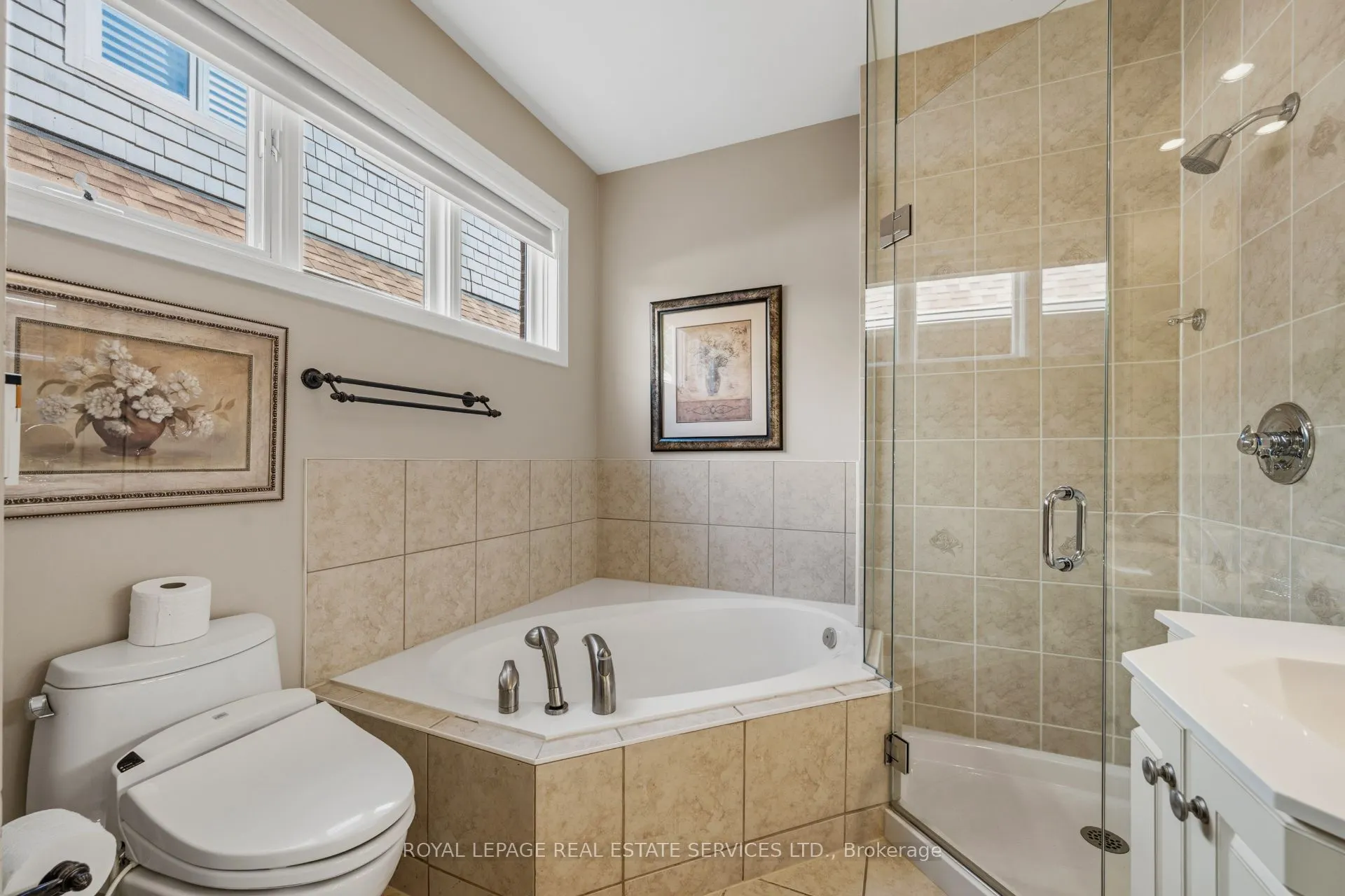 2130 Dickson Road #10