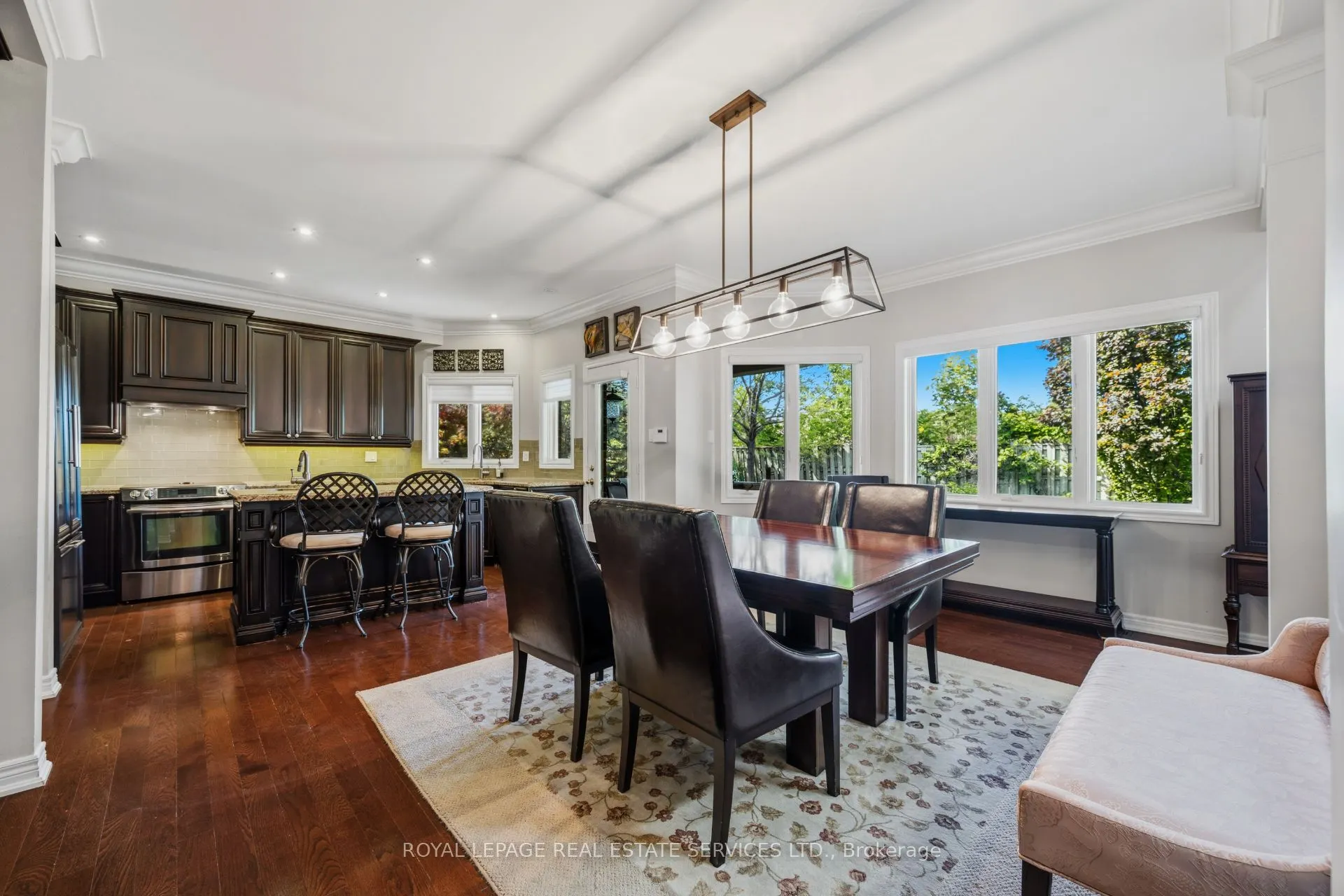 2130 Dickson Road #10